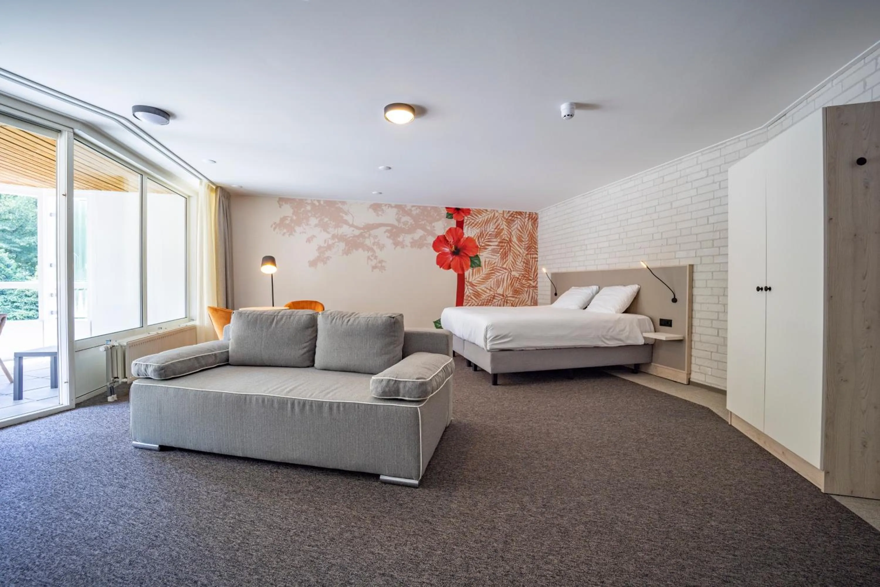 Family Room with Balcony in Fletcher Hotel-Restaurant De Scheperskamp