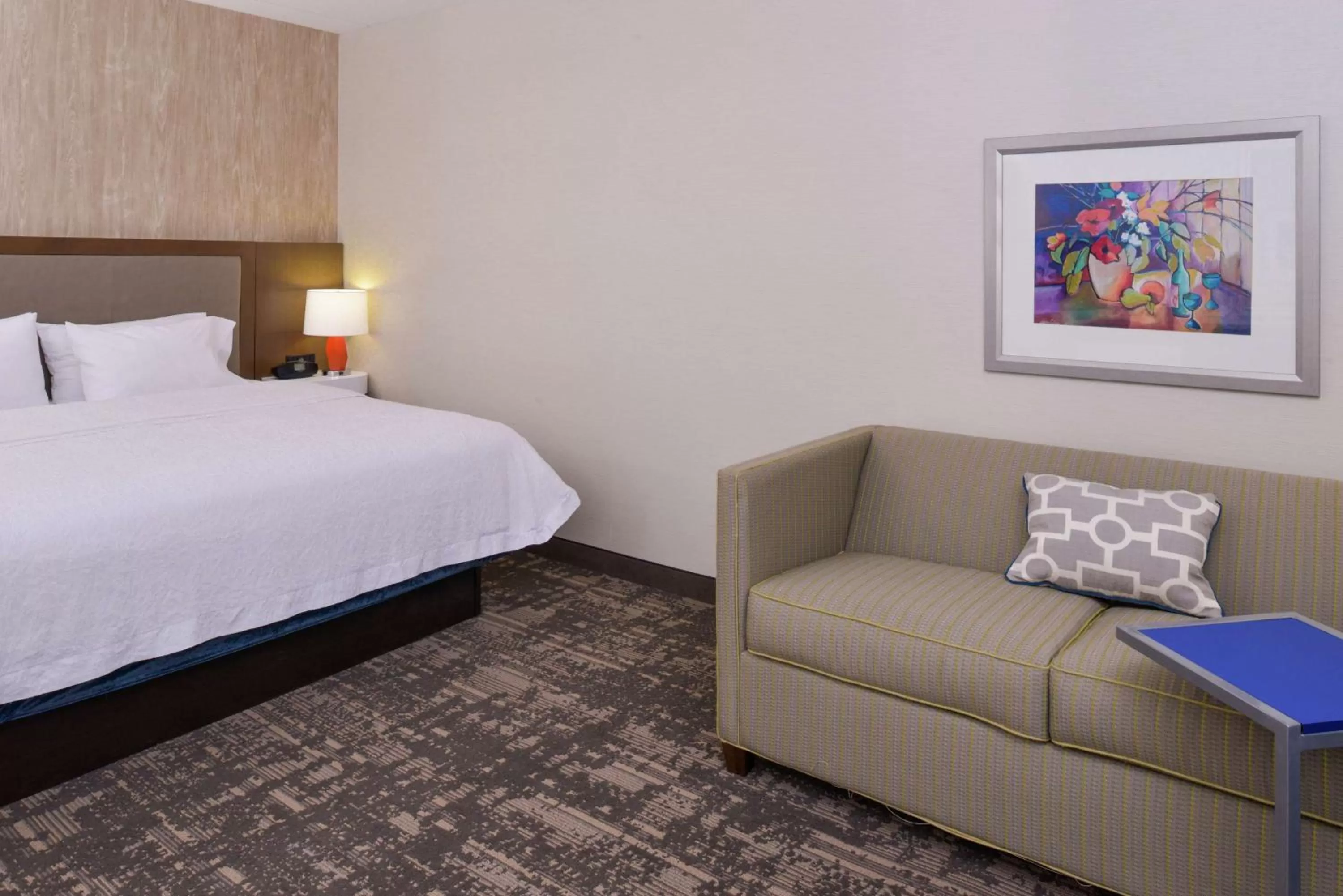 King Room with Sofa Bed and Study - Non-Smoking in Hampton Inn & Suites Wilmington