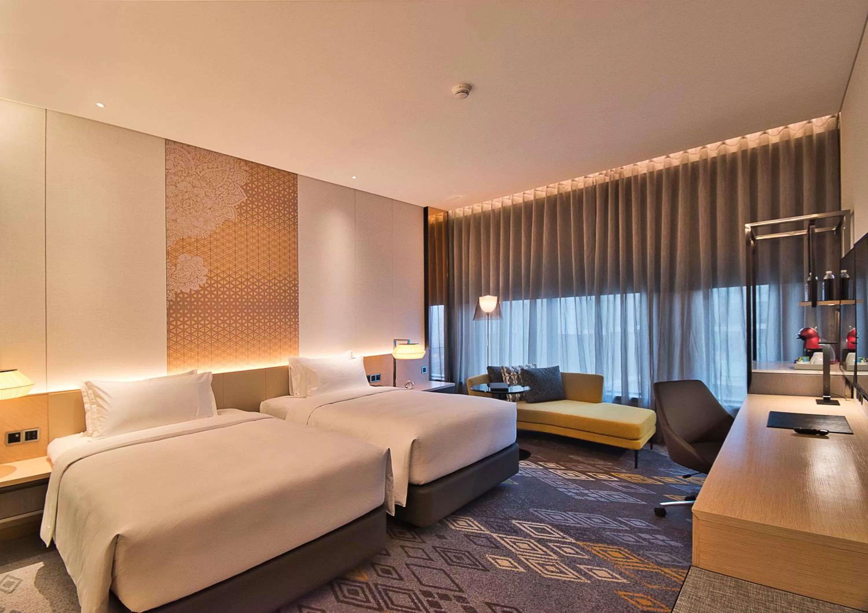 Deluxe Twin Room in EQ Kuala Lumpur