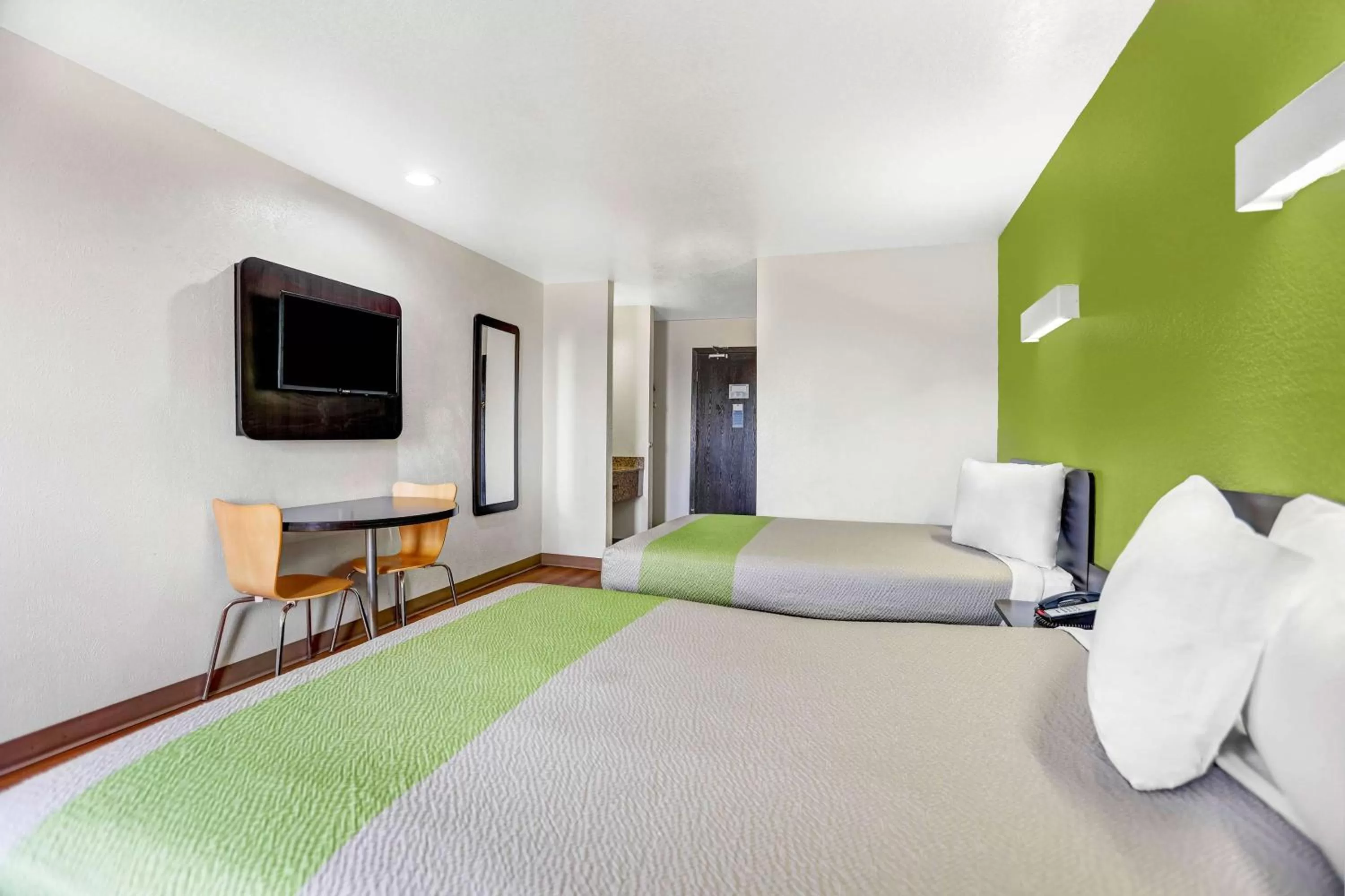 Queen Room with Two Queen Beds - Disability Access - Non-Smoking in Motel 6-Moriarty, NM