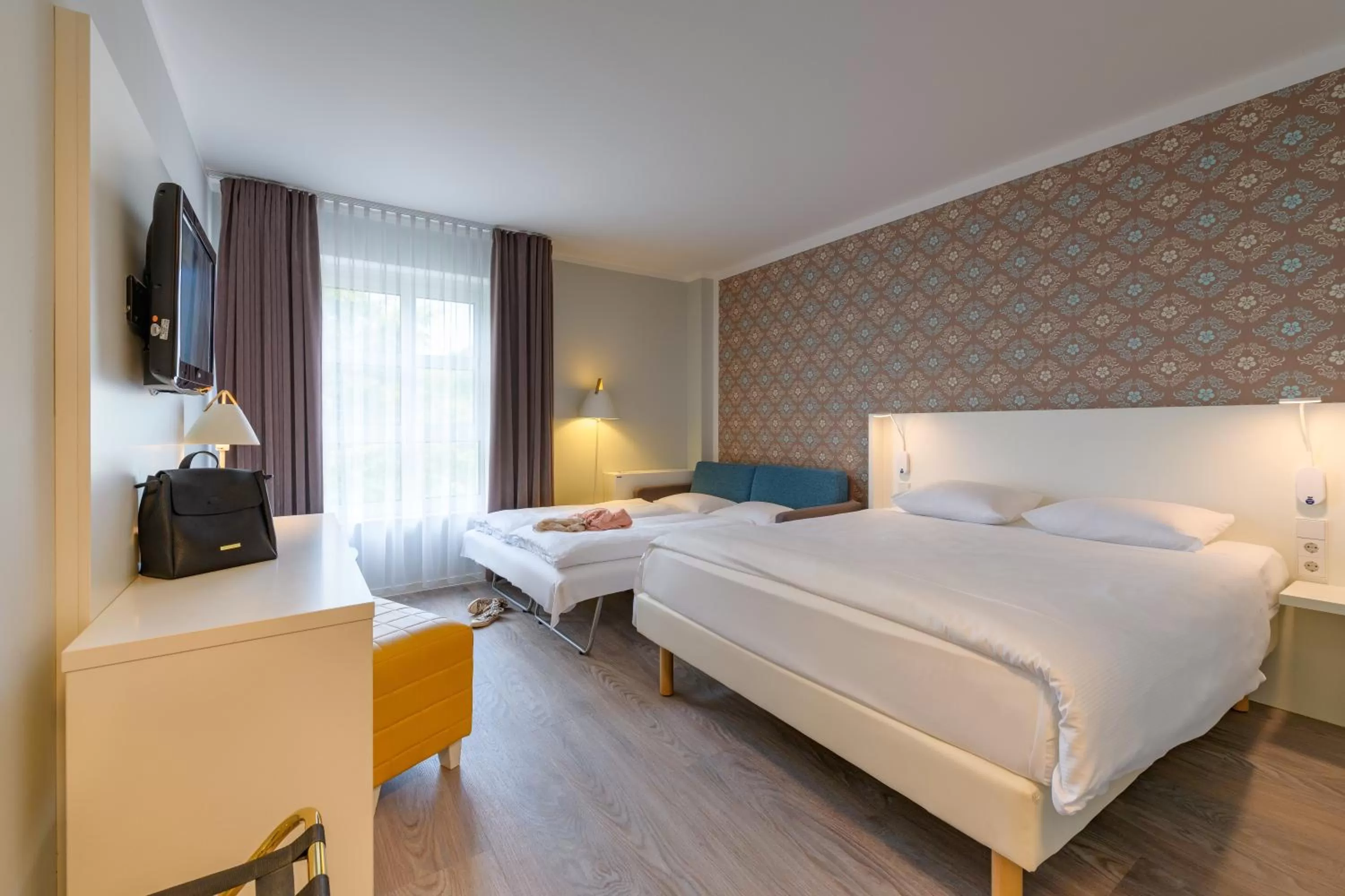 Double Room with Sofa Bed in Ibis Styles Regensburg