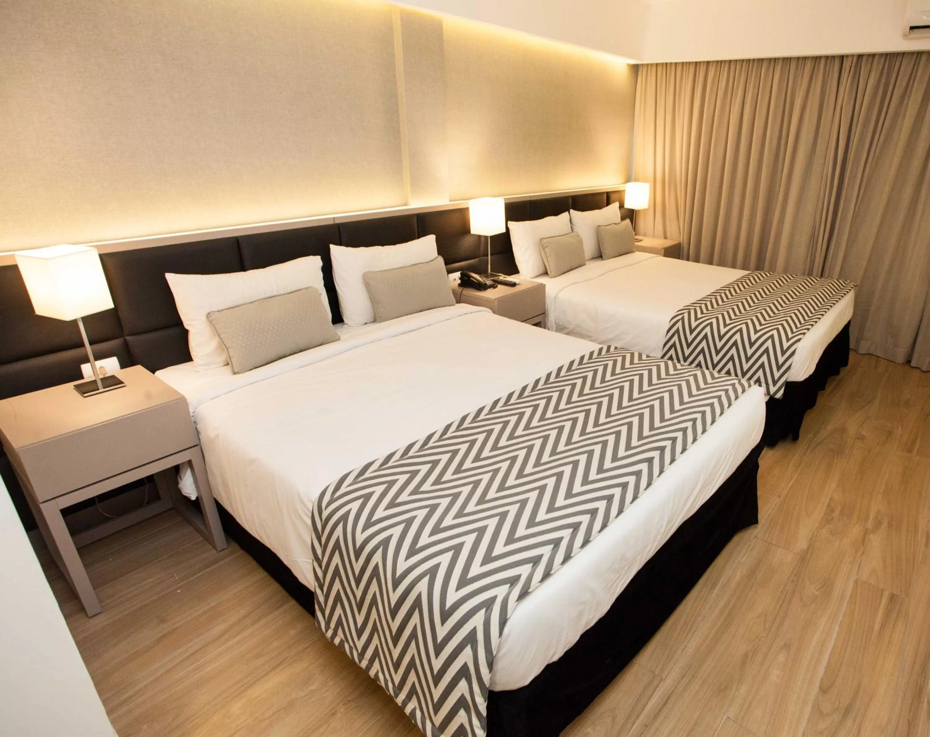 Standard Quadruple Room in Royal Regency Palace Hotel