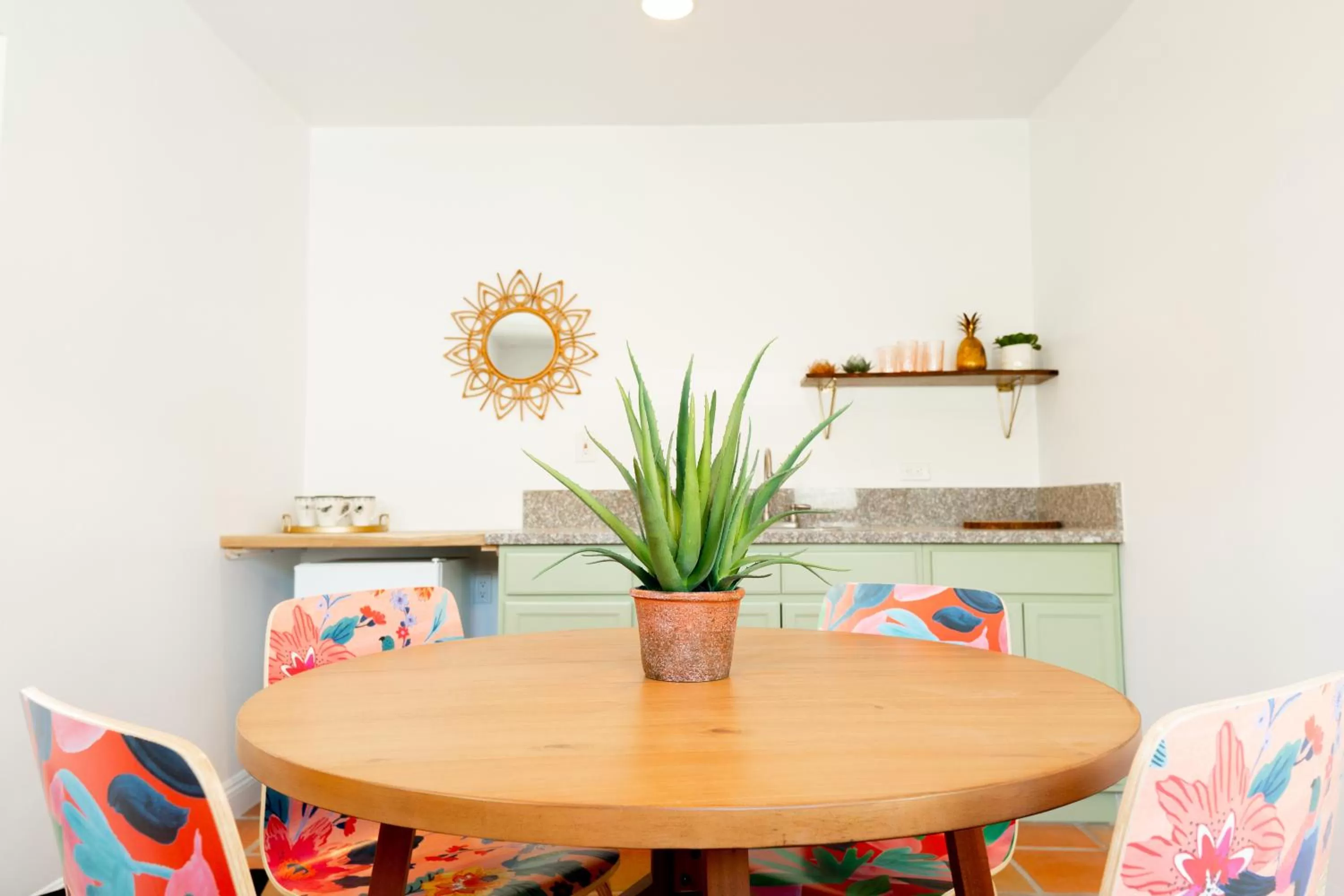 Casita Suite Double Queen in Fleur Noire Hotel - 21 and Over