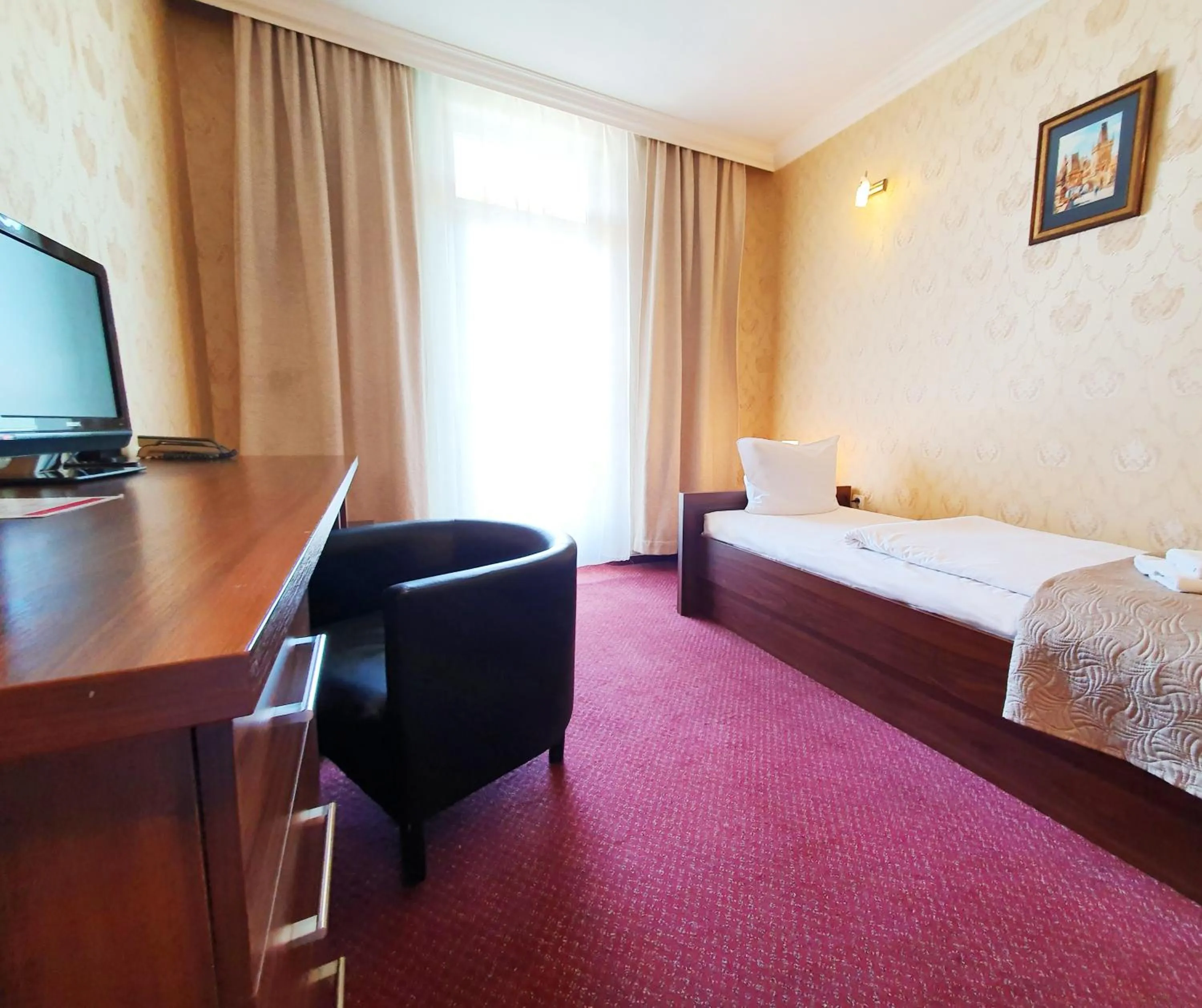 Single Room in Relax Inn