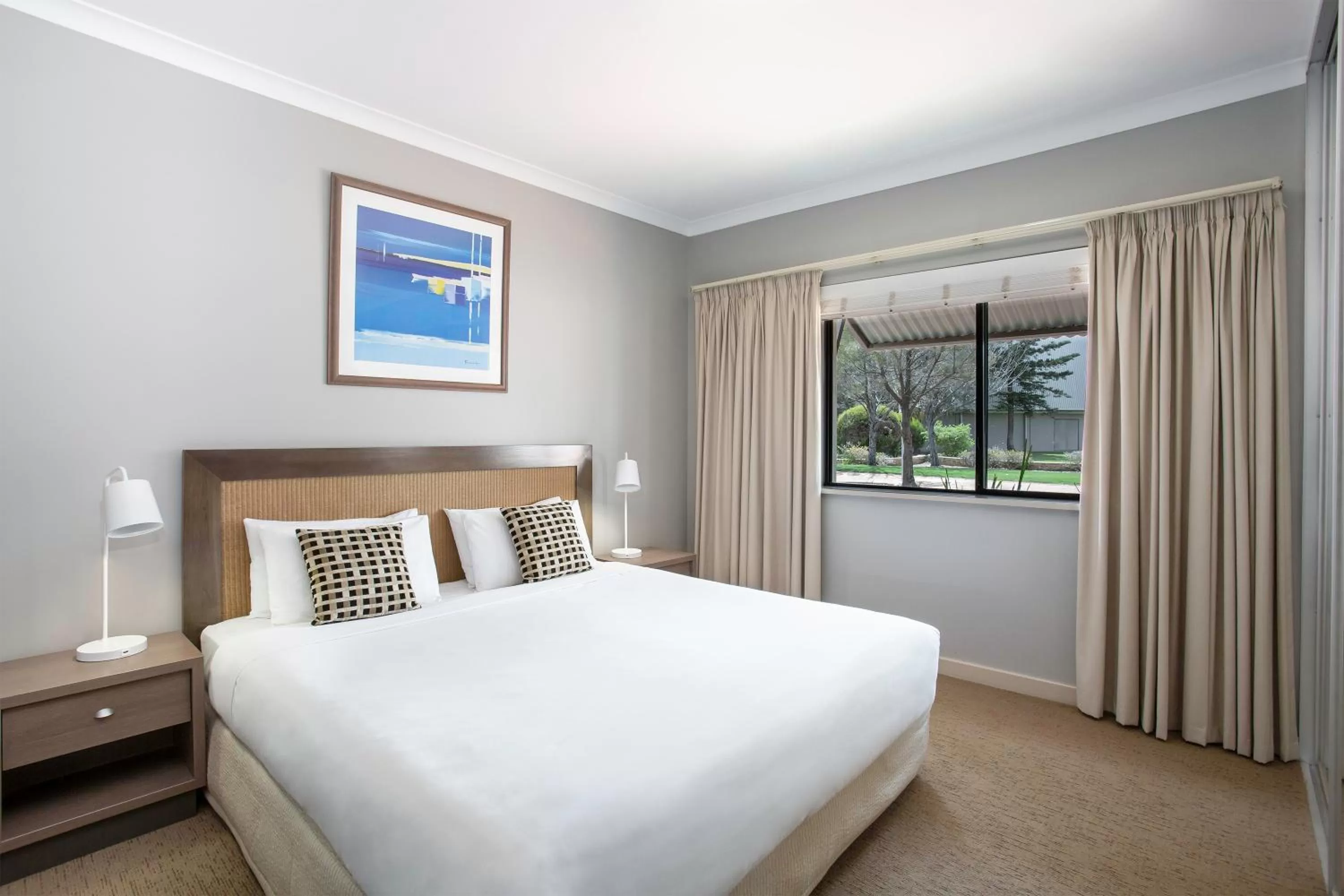 One-Bedroom Apartment in Mantra Geraldton