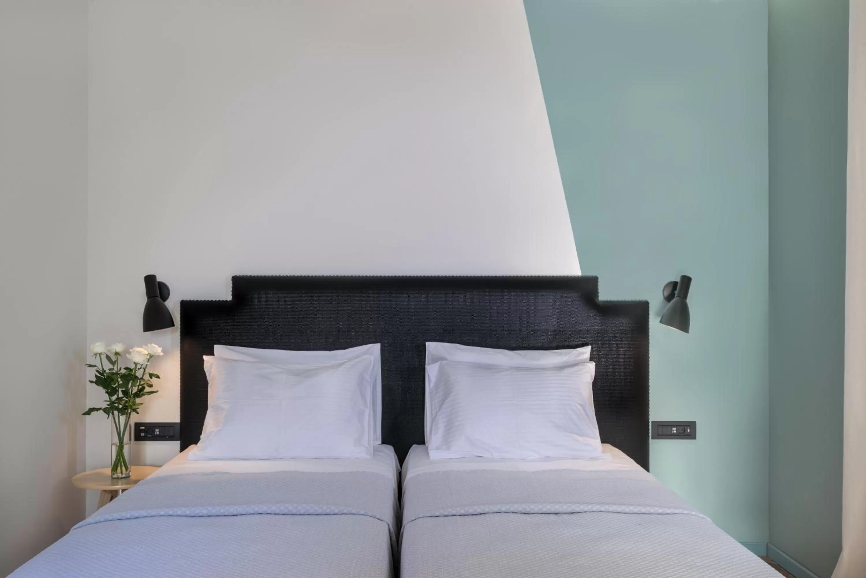 Prestige Suite with Hot Tub in Athens One Smart Hotel