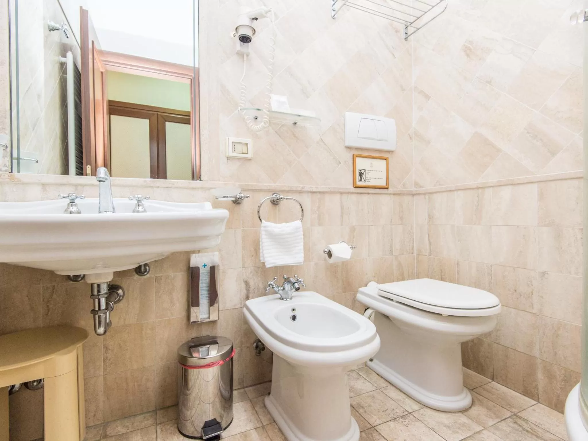 Standard Twin Room in Il Gattopardo Relais