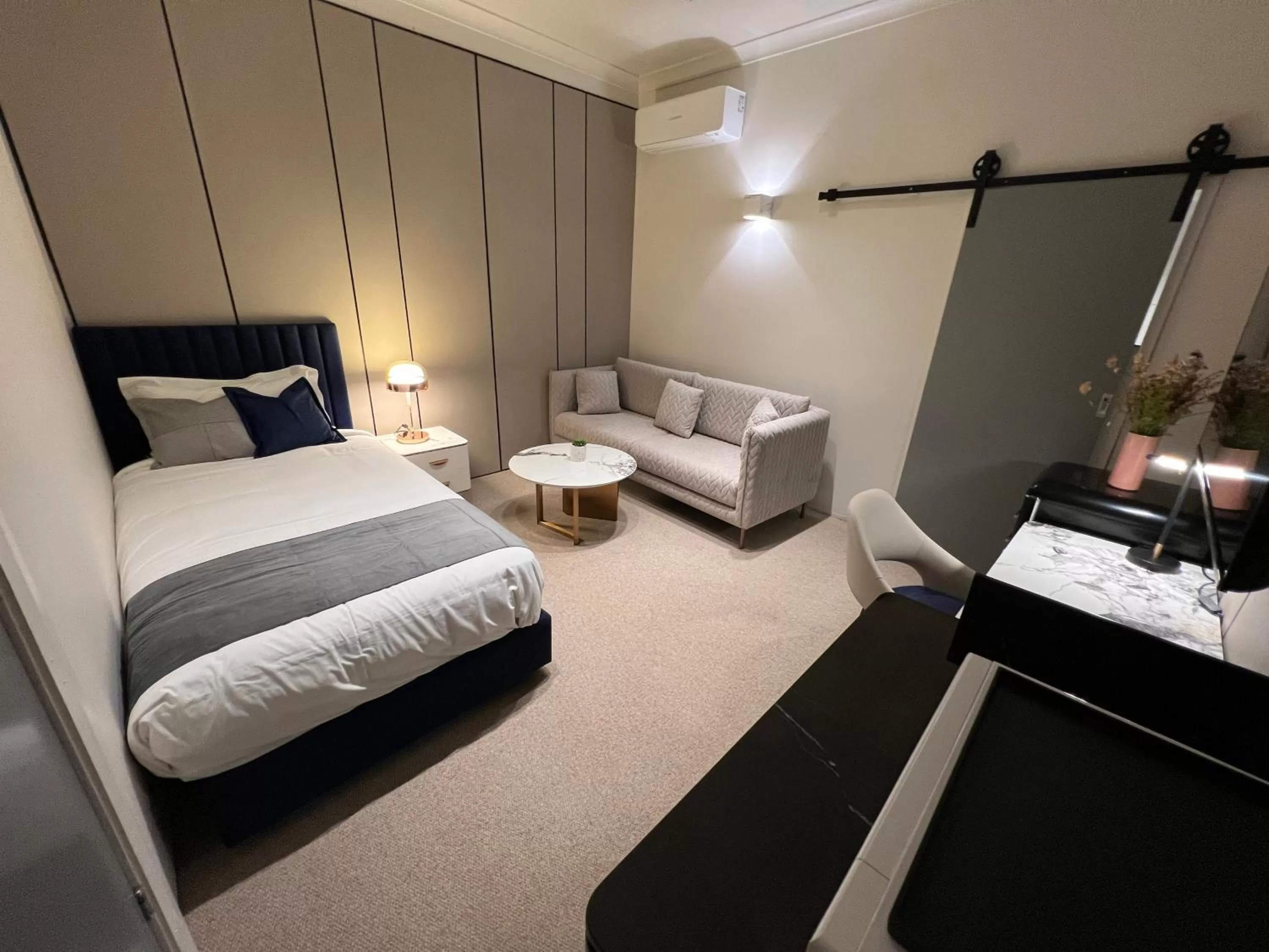 Deluxe Twin Suite in Lismore City Motor Inn