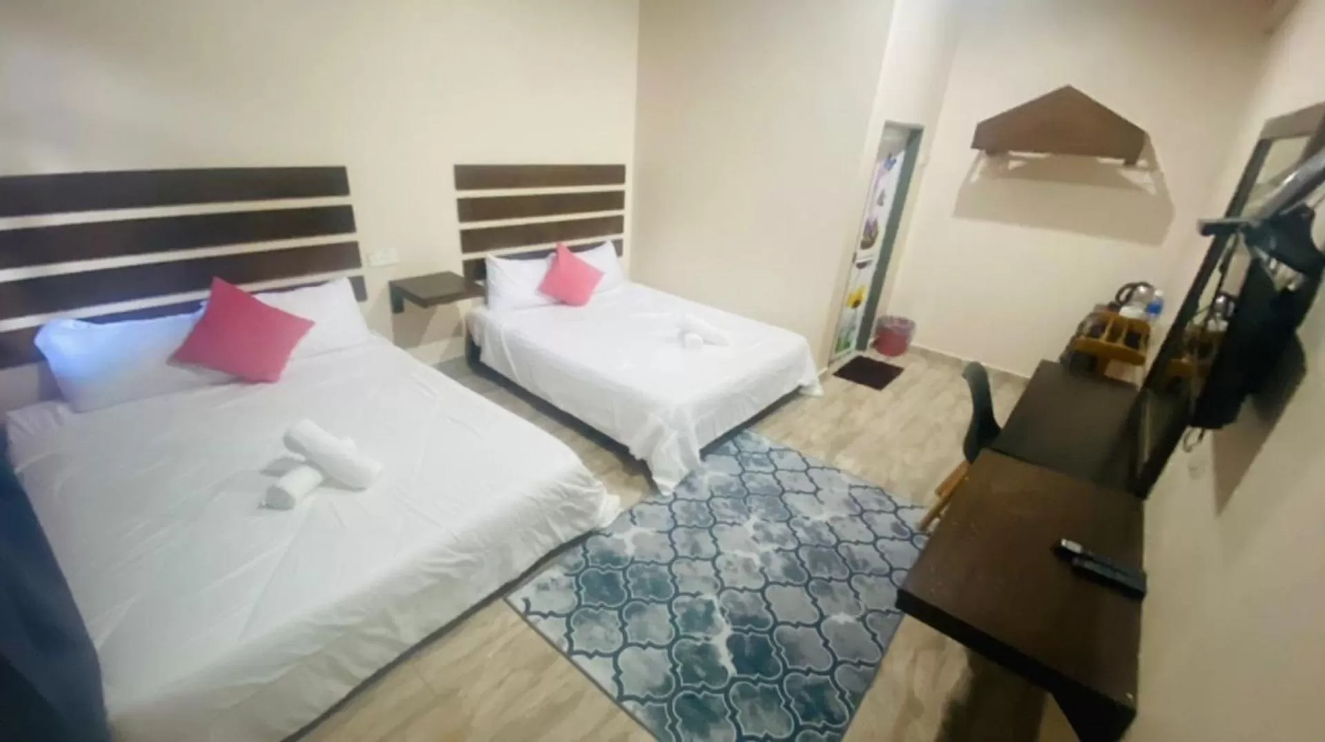 Superior Family Room (4 Adults) in Motel Seri Mutiara