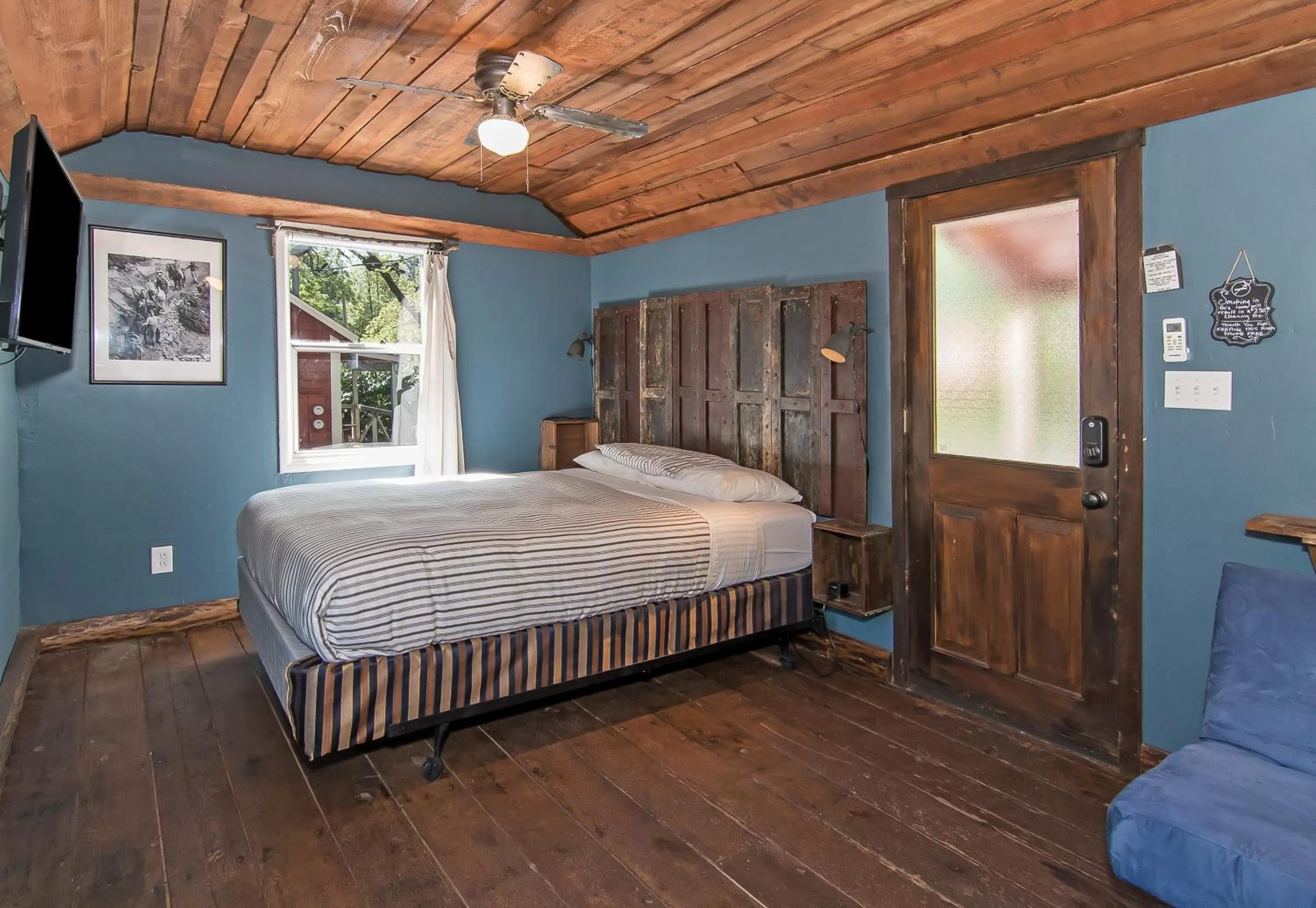 Deluxe Queen Studio  in Miner's Camp