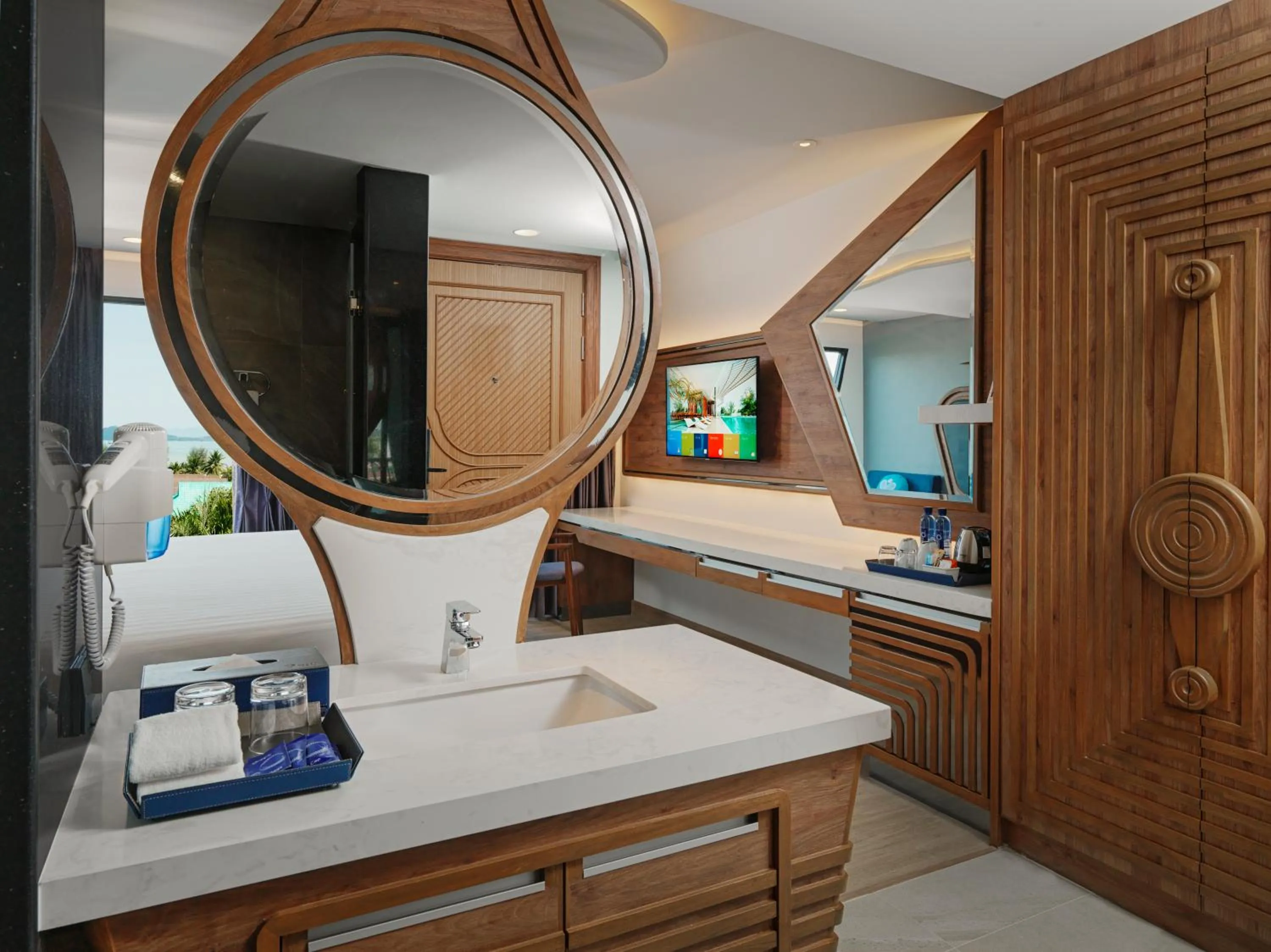 Deluxe Sea-Facing Twin in The Oceanic Sportel Phuket - SHA Extra Plus