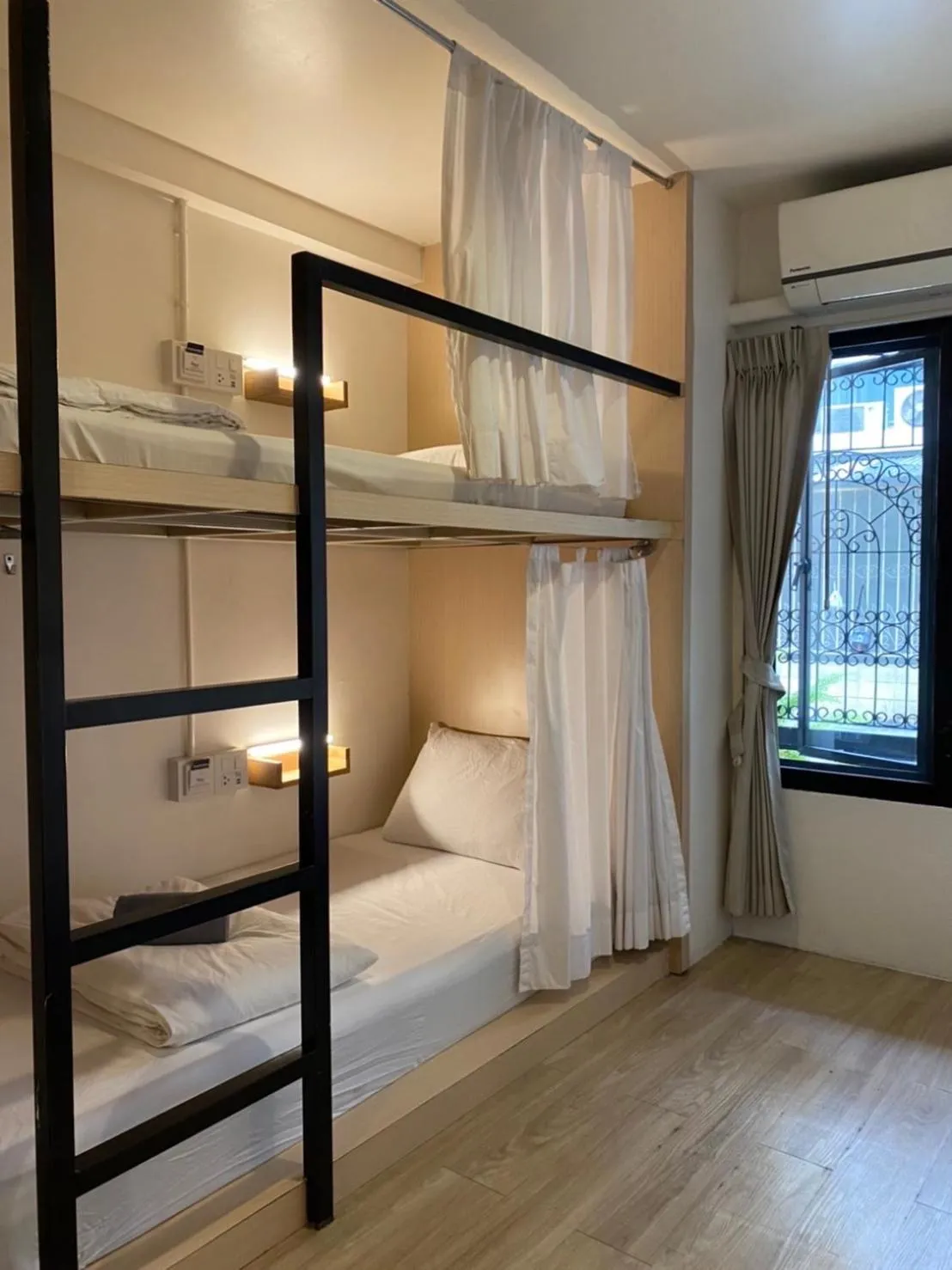Family Room with Private Bathroom in Monomer Hostel Bangkok