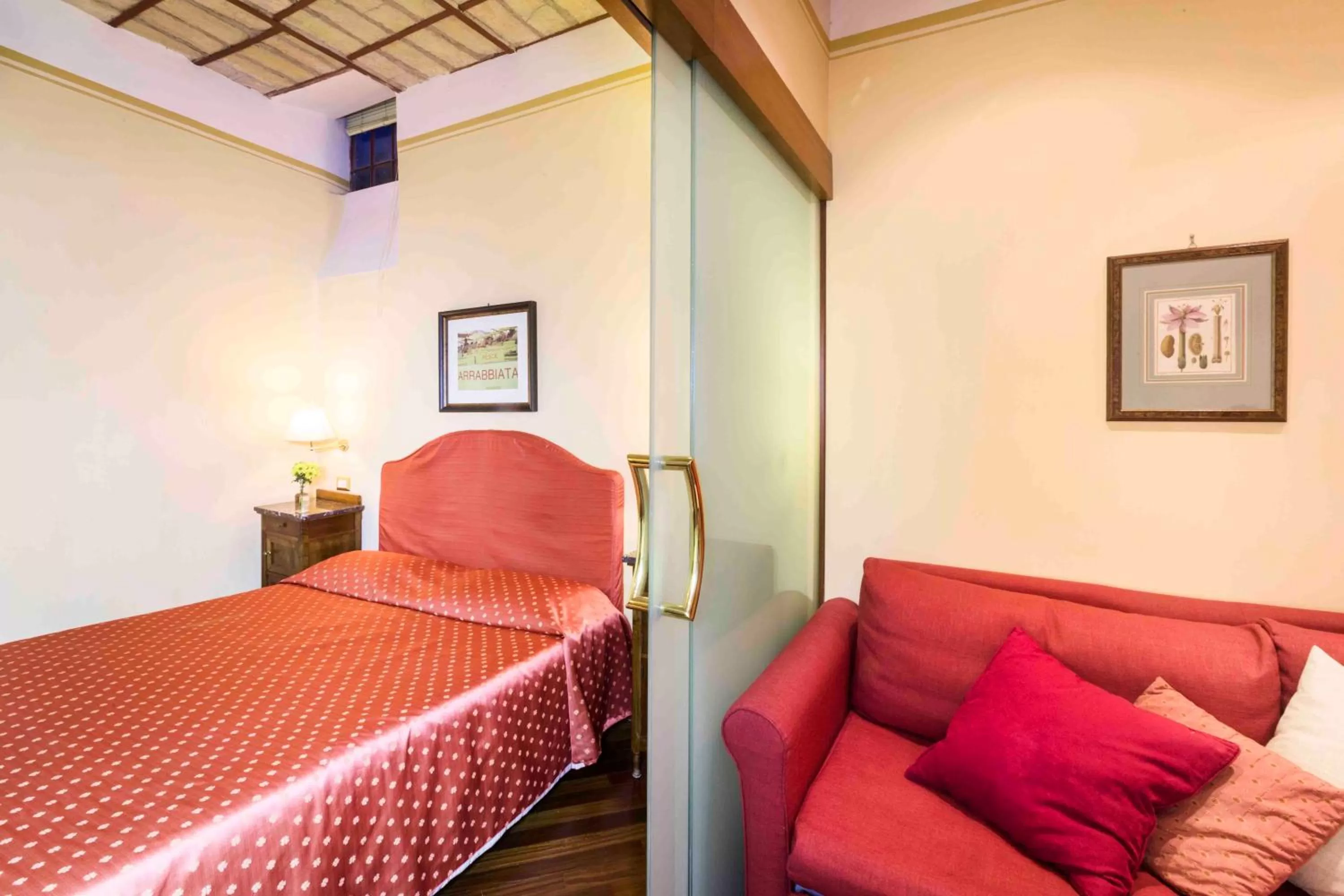 Superior Quadruple Room in Casa De' Fiori