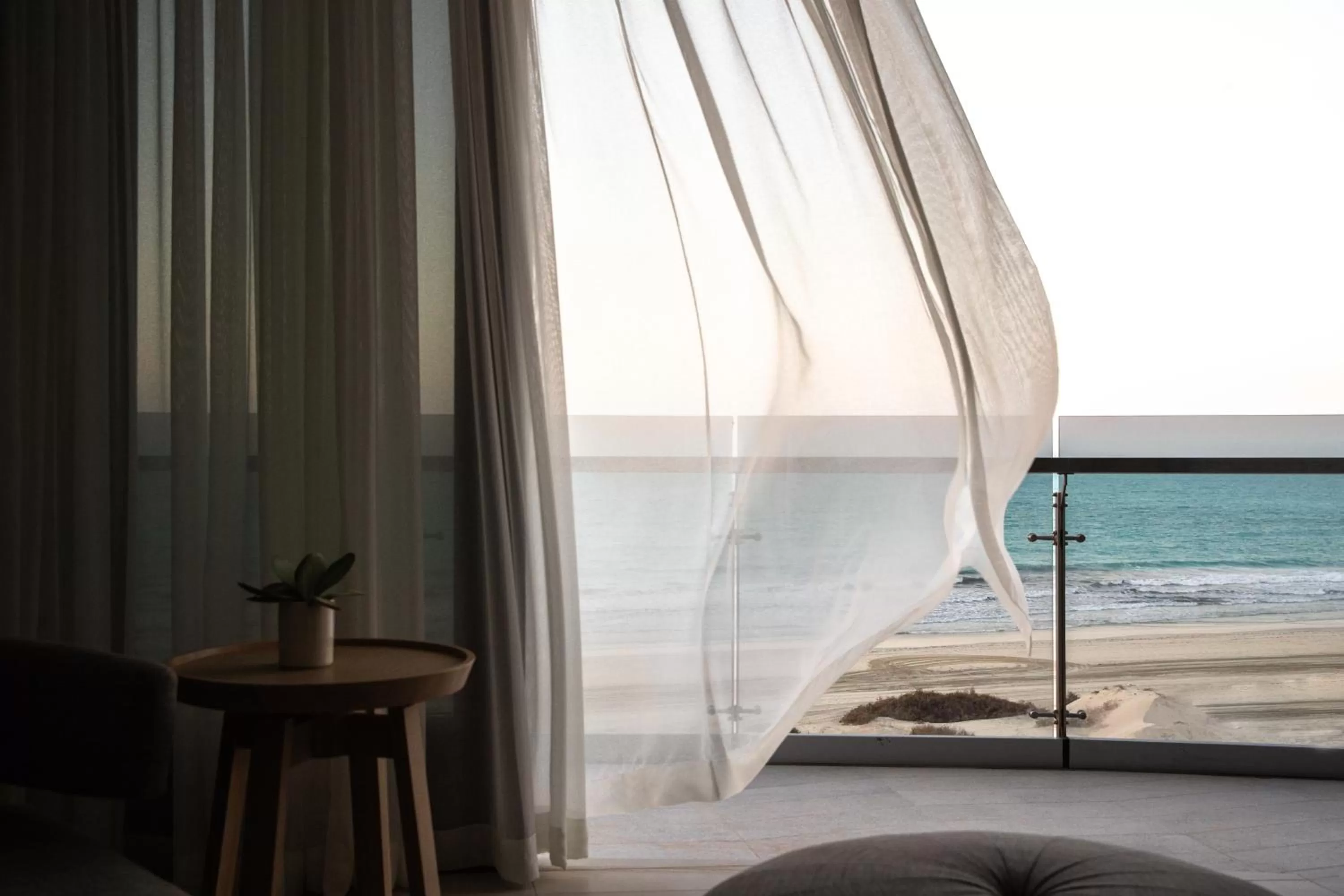 Ocean View Deluxe Twin Room in Jumeirah Saadiyat Island Abu Dhabi