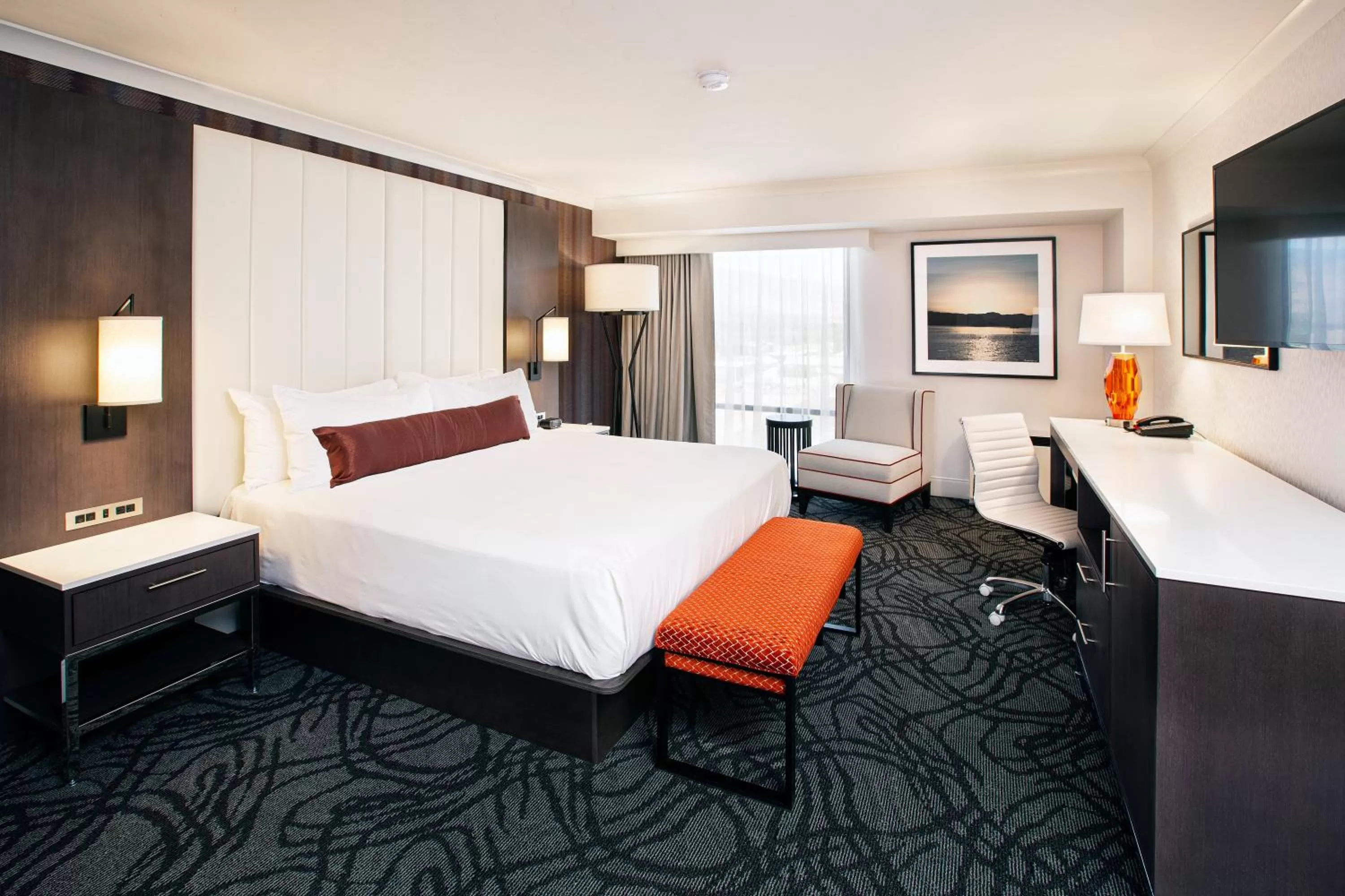 Premium King Balcony in J Resort