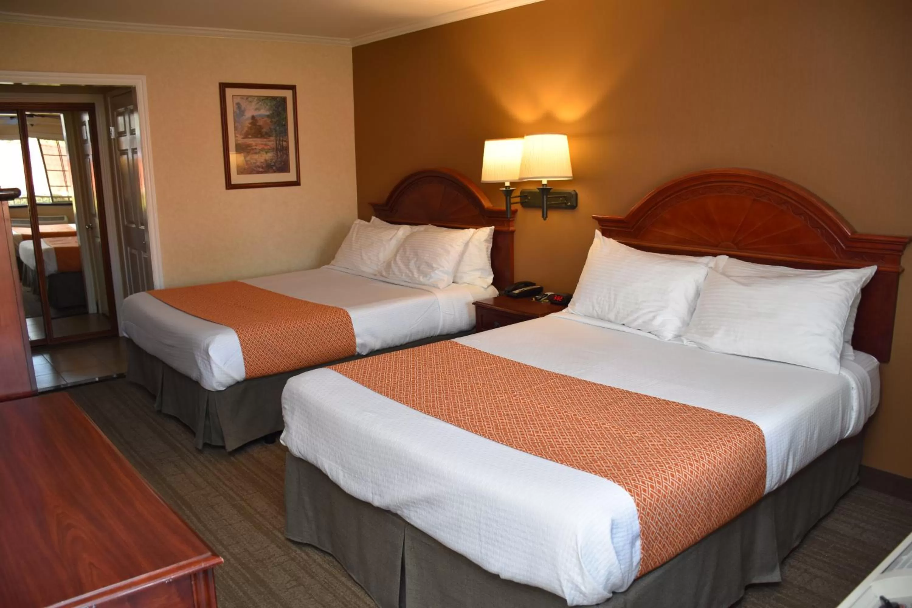 Double Room - Disability Access in Dynasty Suites Redlands