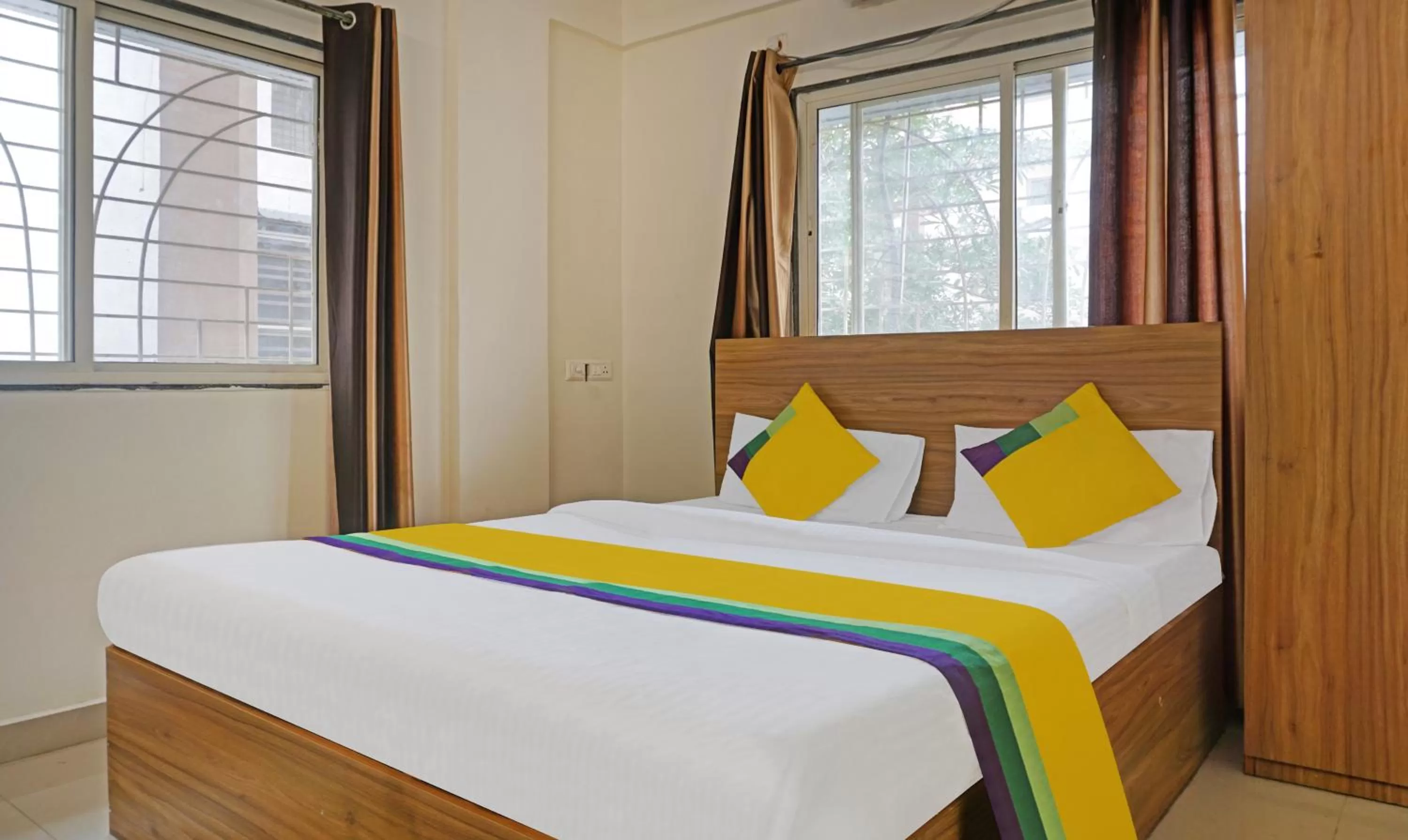 Deluxe Double Room - single occupancy in Itsy Hotels AY Plus Hotels
