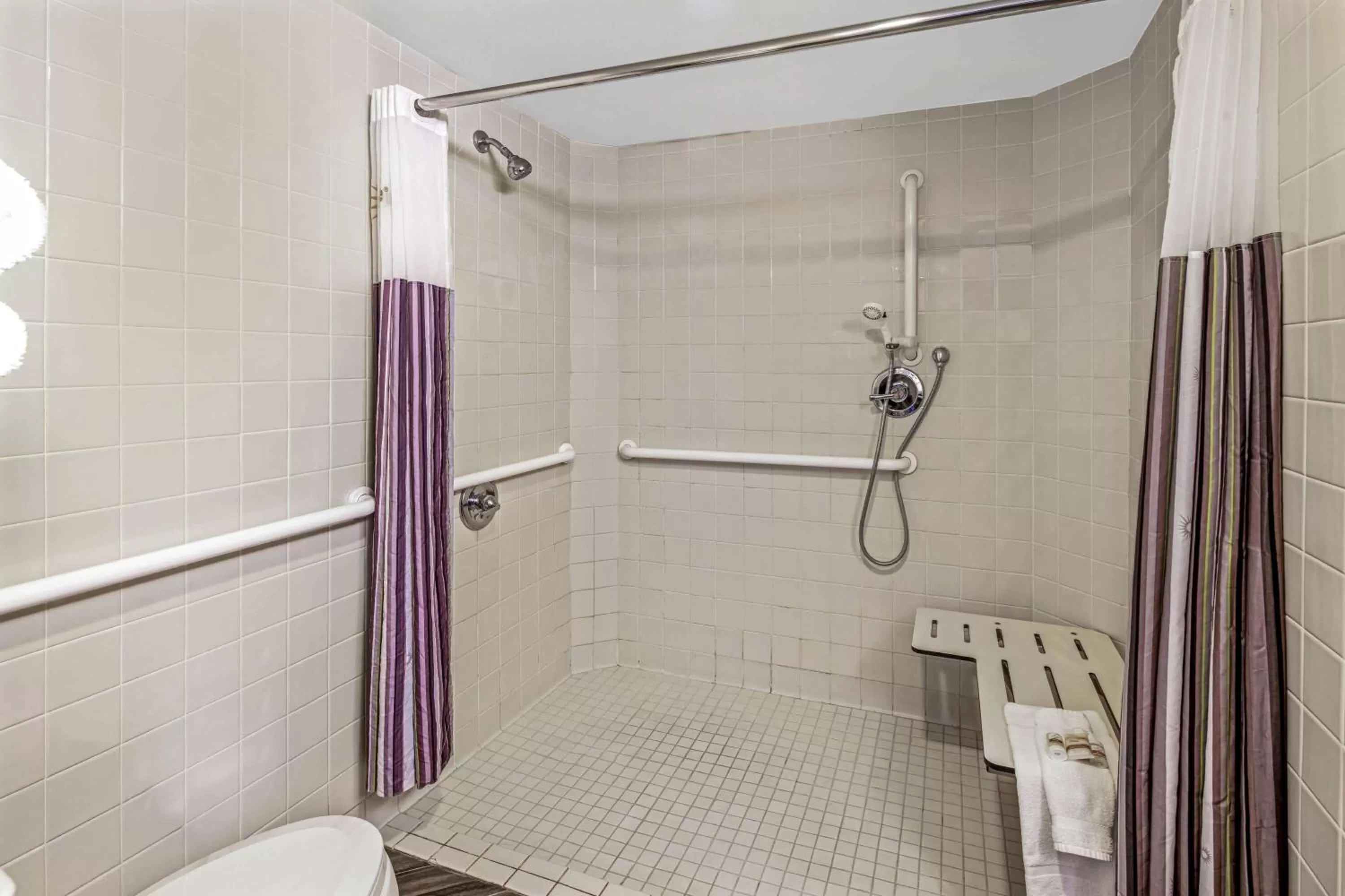 Double Room with Two Double Beds and Bath Tub - Mobility Accessible/Non-Smoking in La Quinta by Wyndham Anaheim