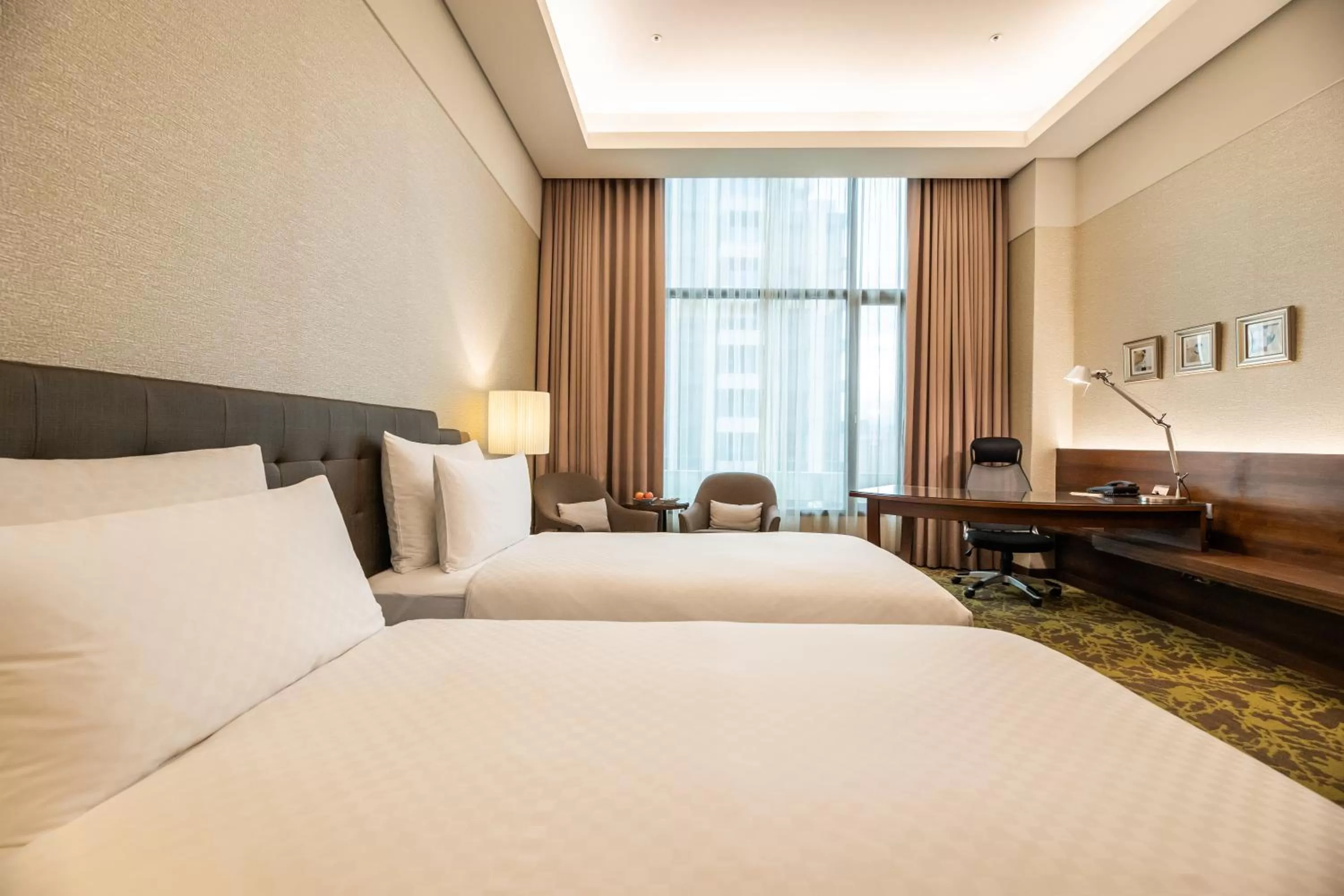 Executive Twin Room in Miramar Garden Taipei