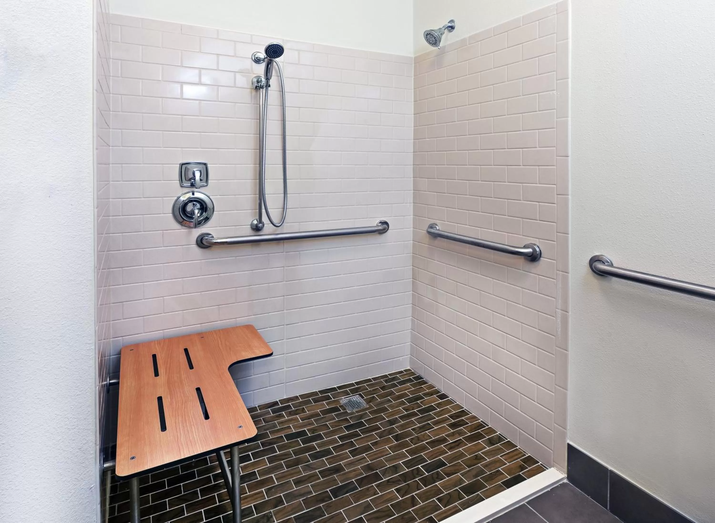 Queen Studio Suite - Mobility Acces Roll in Shower/Non-Smoking in Candlewood Suites San Angelo, an IHG Hotel