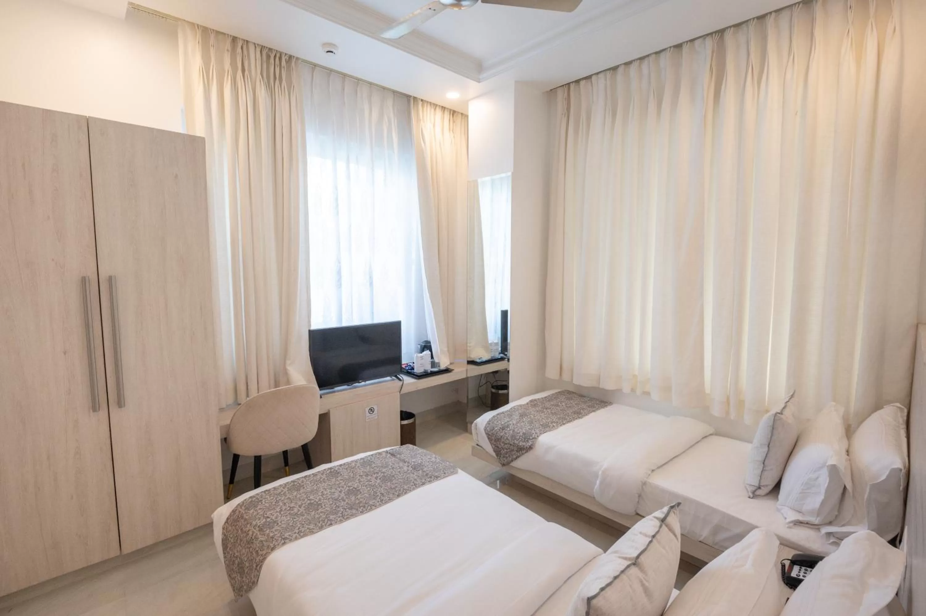 Standard Twin Room in Terrakotta Rishikesh