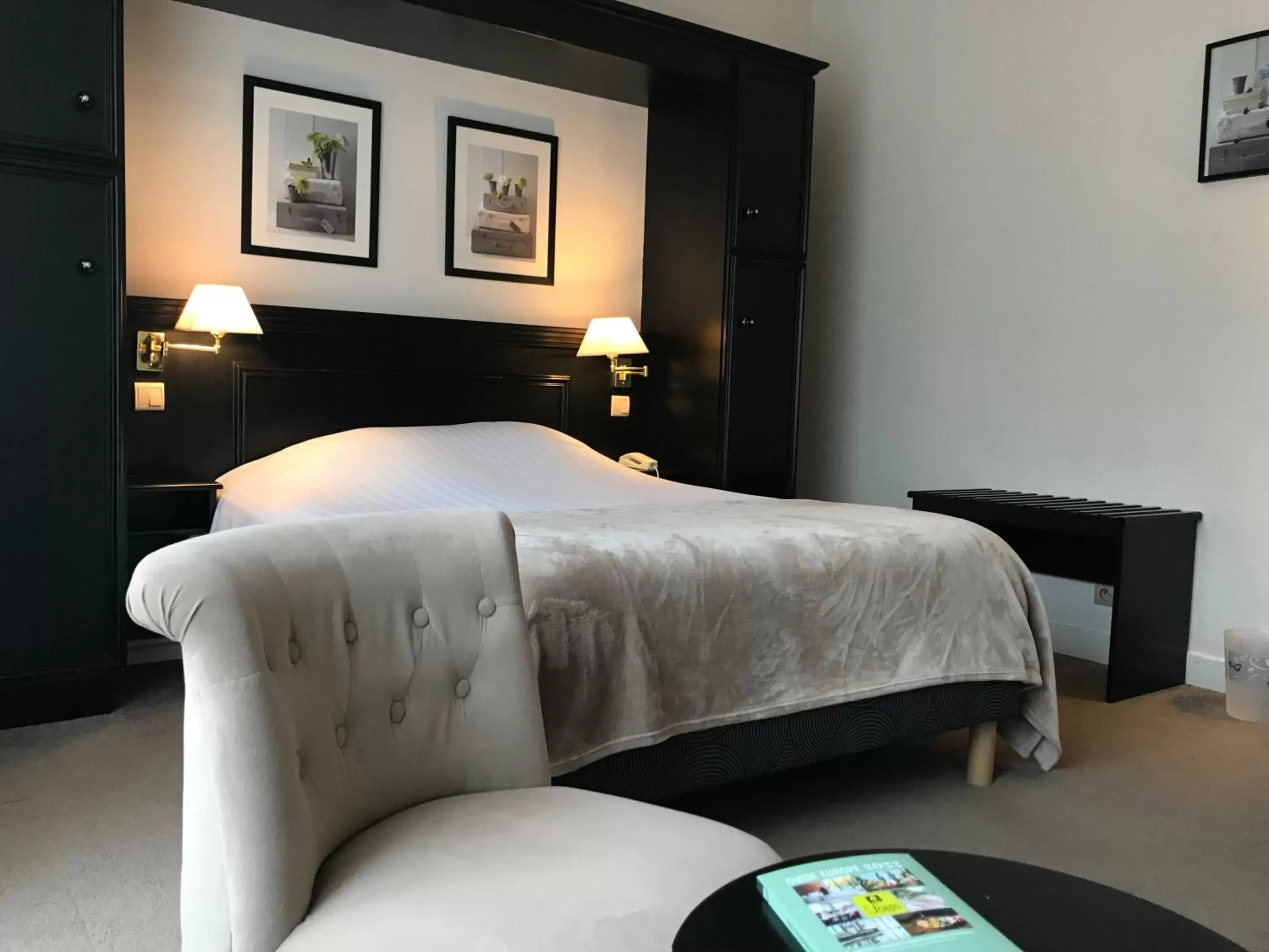 Logis Hôtel Les Airelles Neufchâtel En Bray Logis Hôtel Les Airelles Neufchâtel En Bray