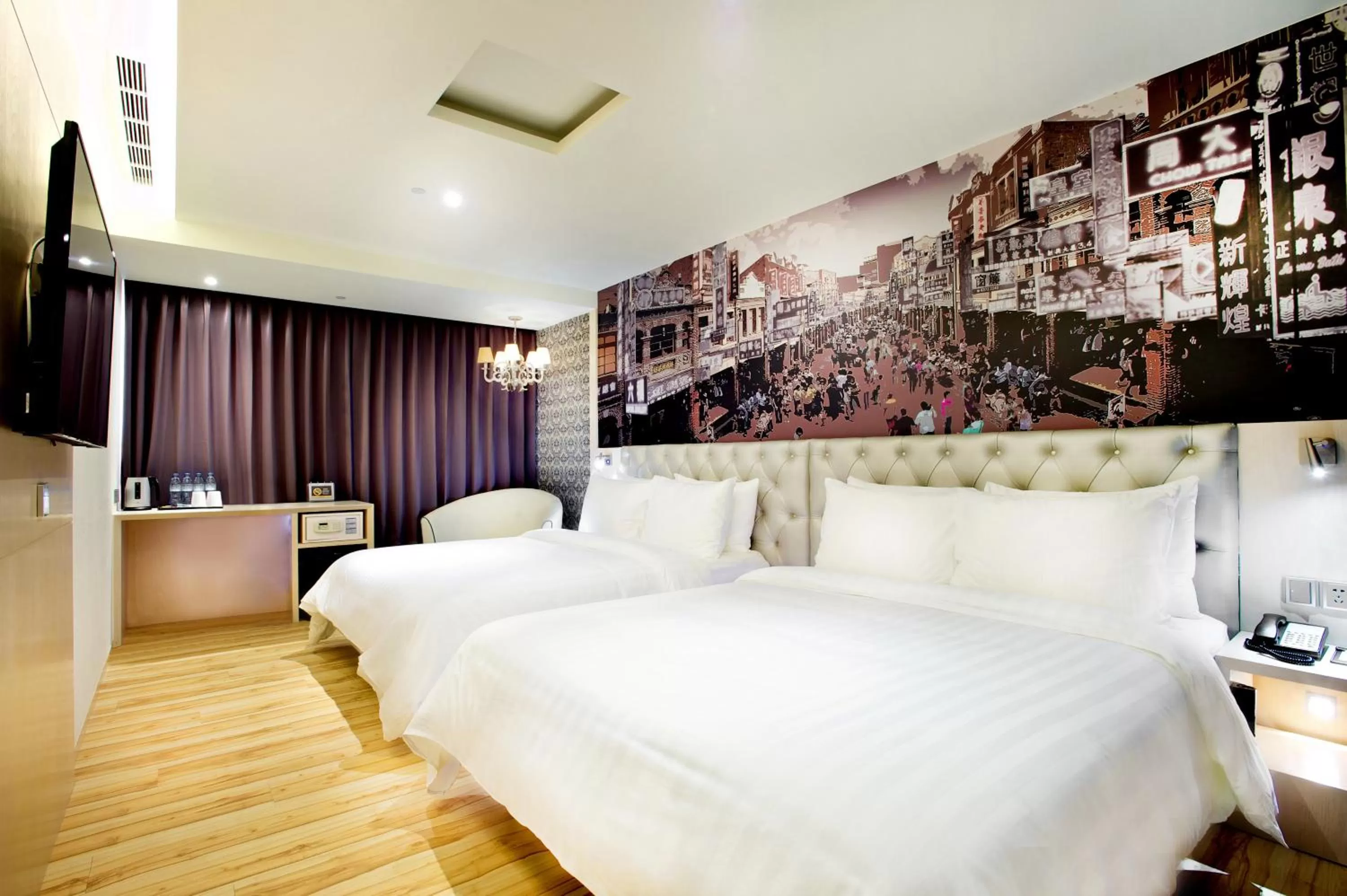 Deluxe Quadruple Room in FX Hotel Tainan