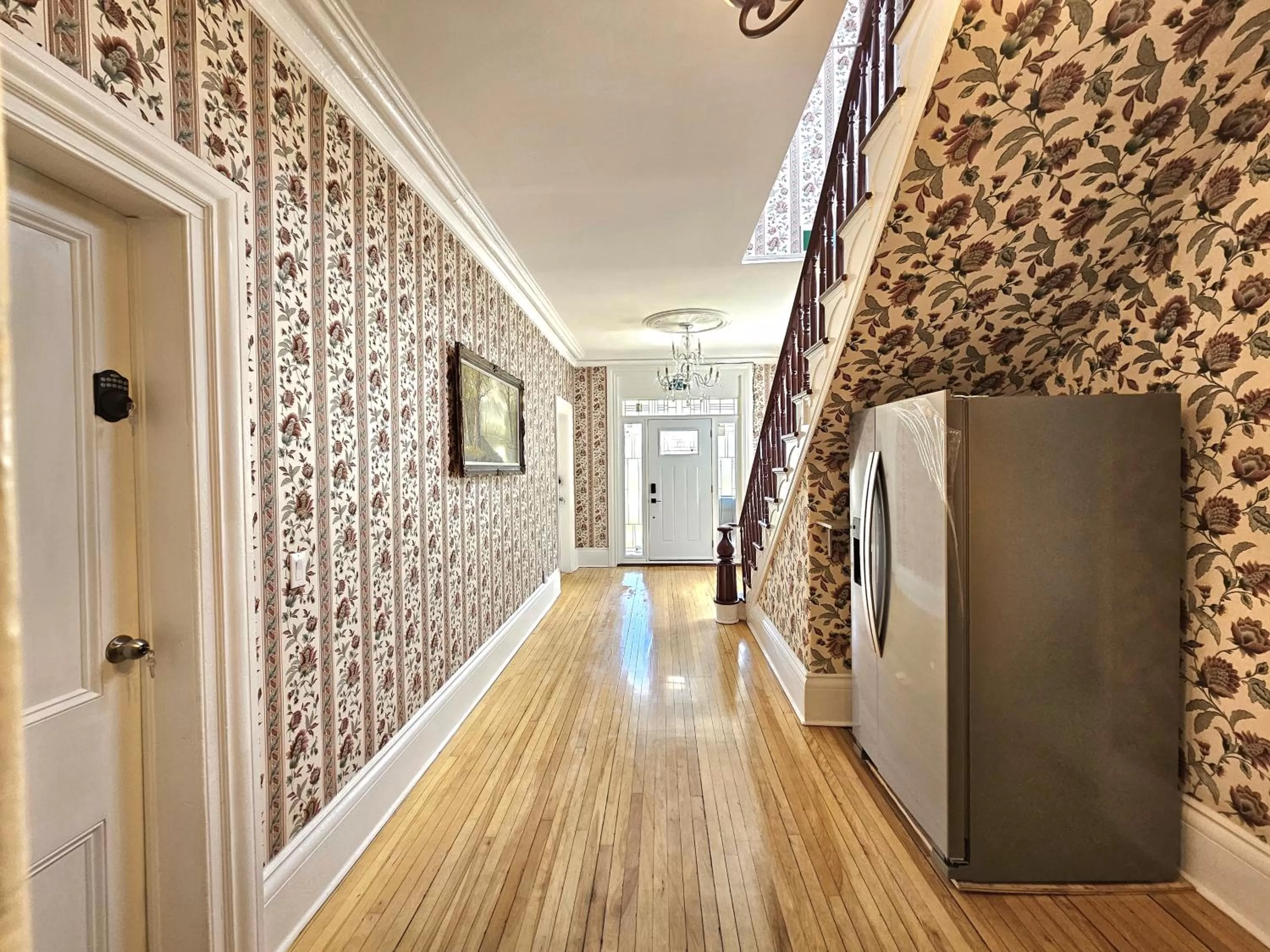 Standard King Room in Sunflower Guest Suites