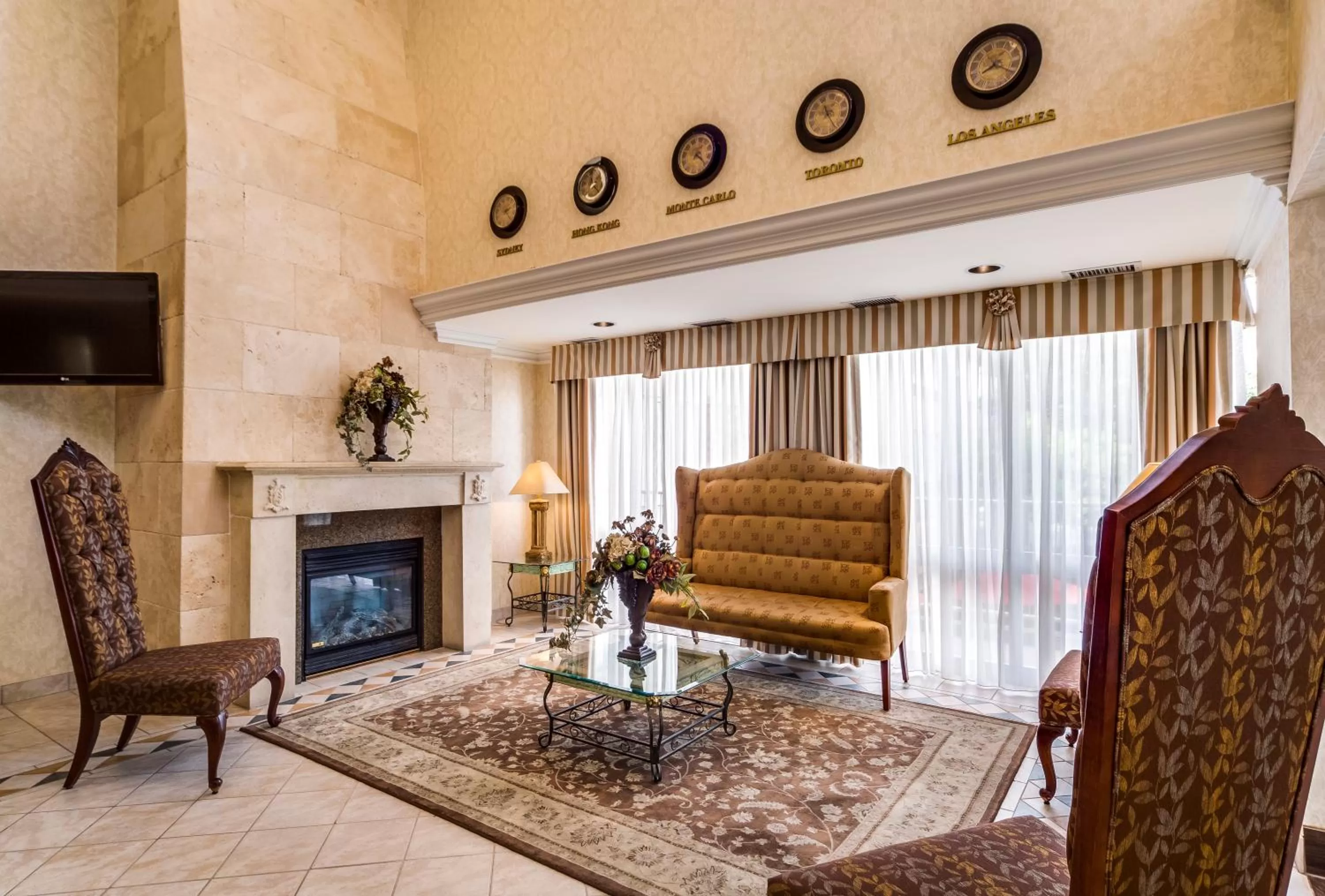 Lobby or reception in Monte Carlo Inn Markham