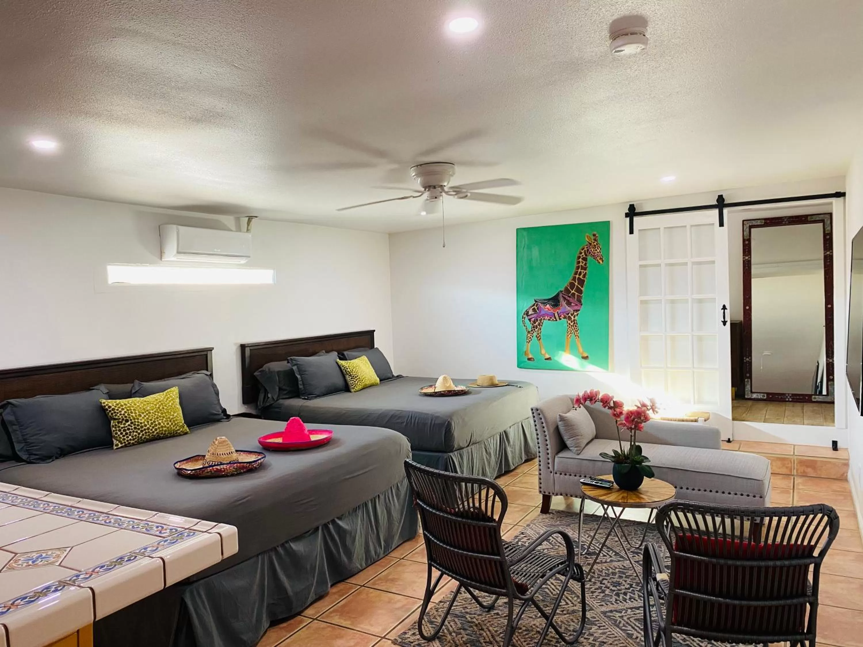 Deluxe King Room in MI KASA HOT SPRINGS Clothing Optional,420 Friendly,Adults Only,