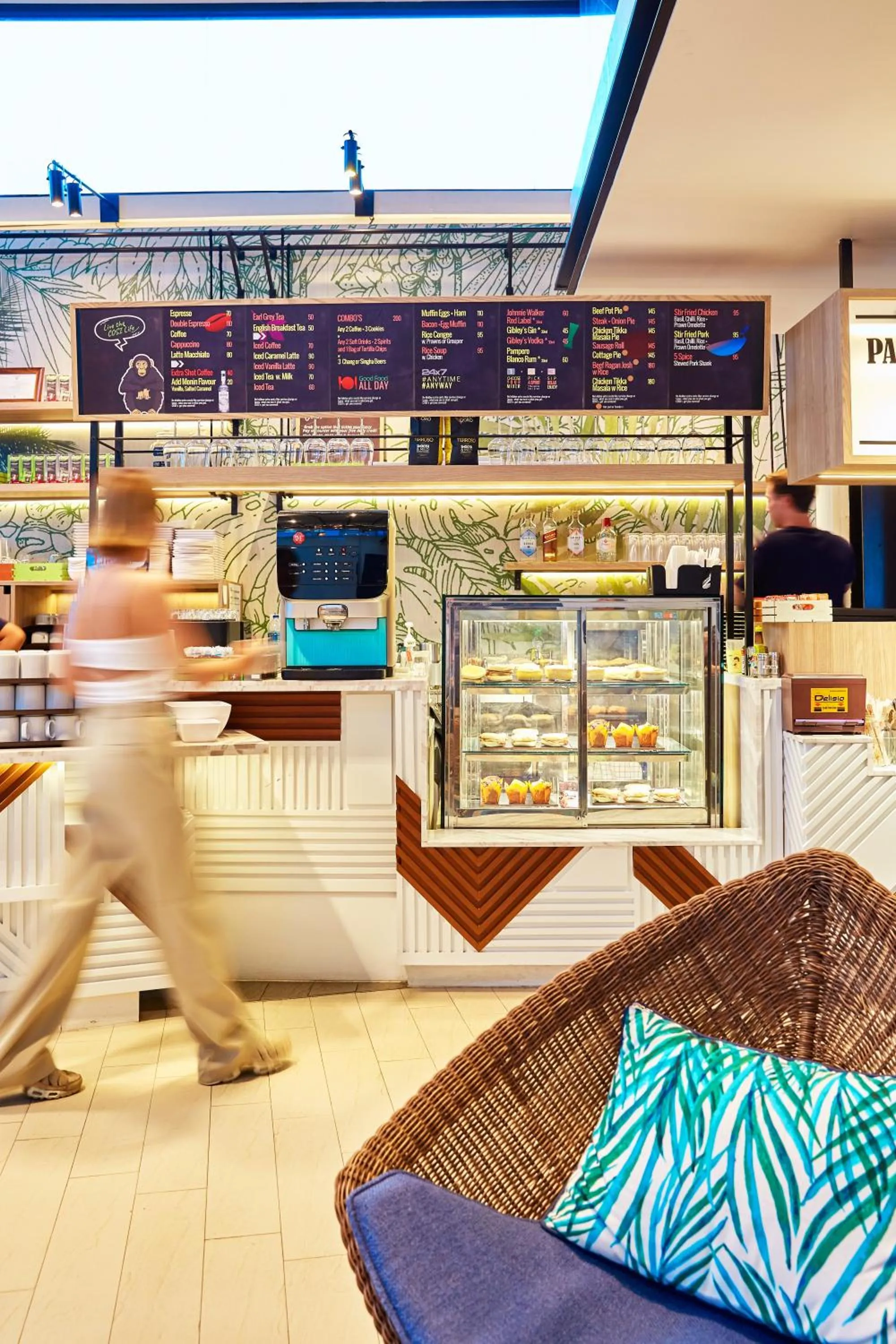 Restaurant/places to eat in COSI Samui Chaweng Beach