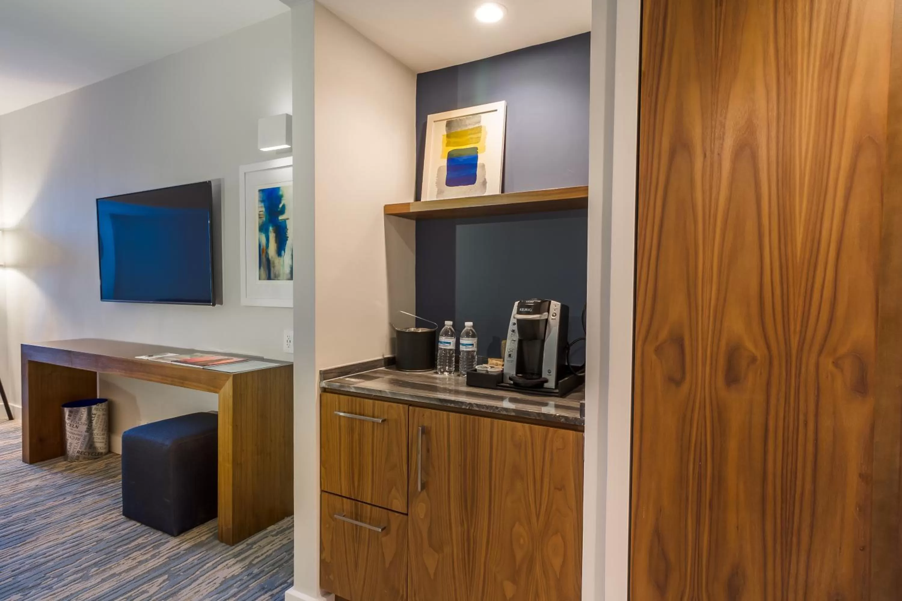 Deluxe Double or Twin Room in B Ocean Resort Fort Lauderdale Beach