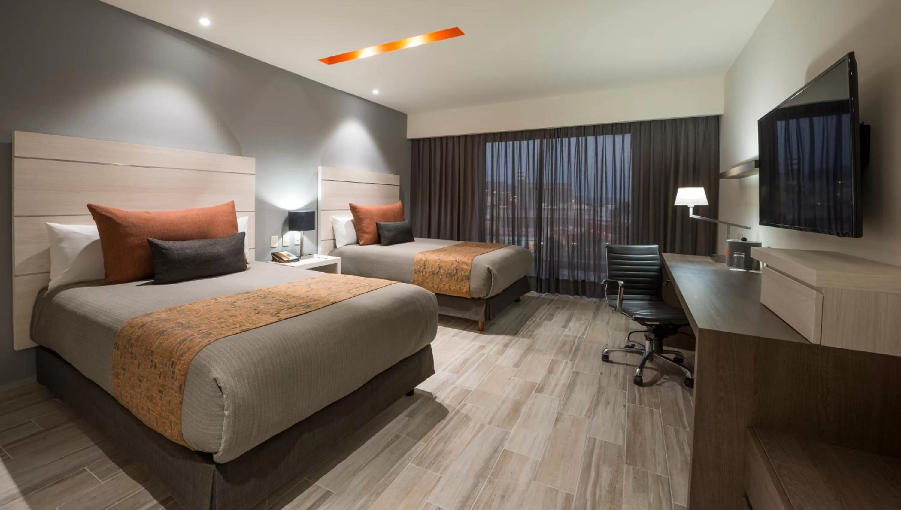 Deluxe Two Beds  in Real Inn Perinorte