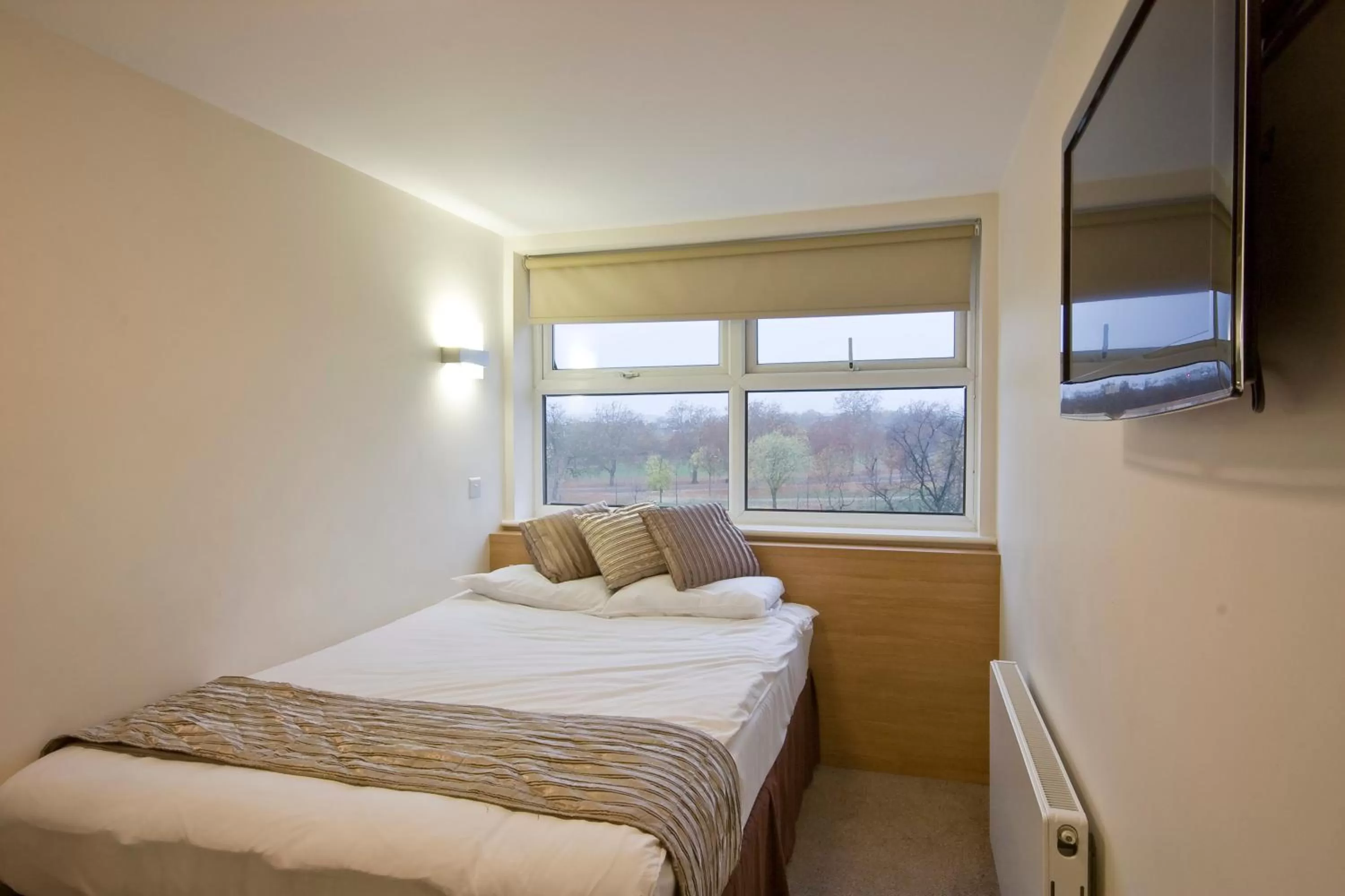 Double Room in Queens Hotel