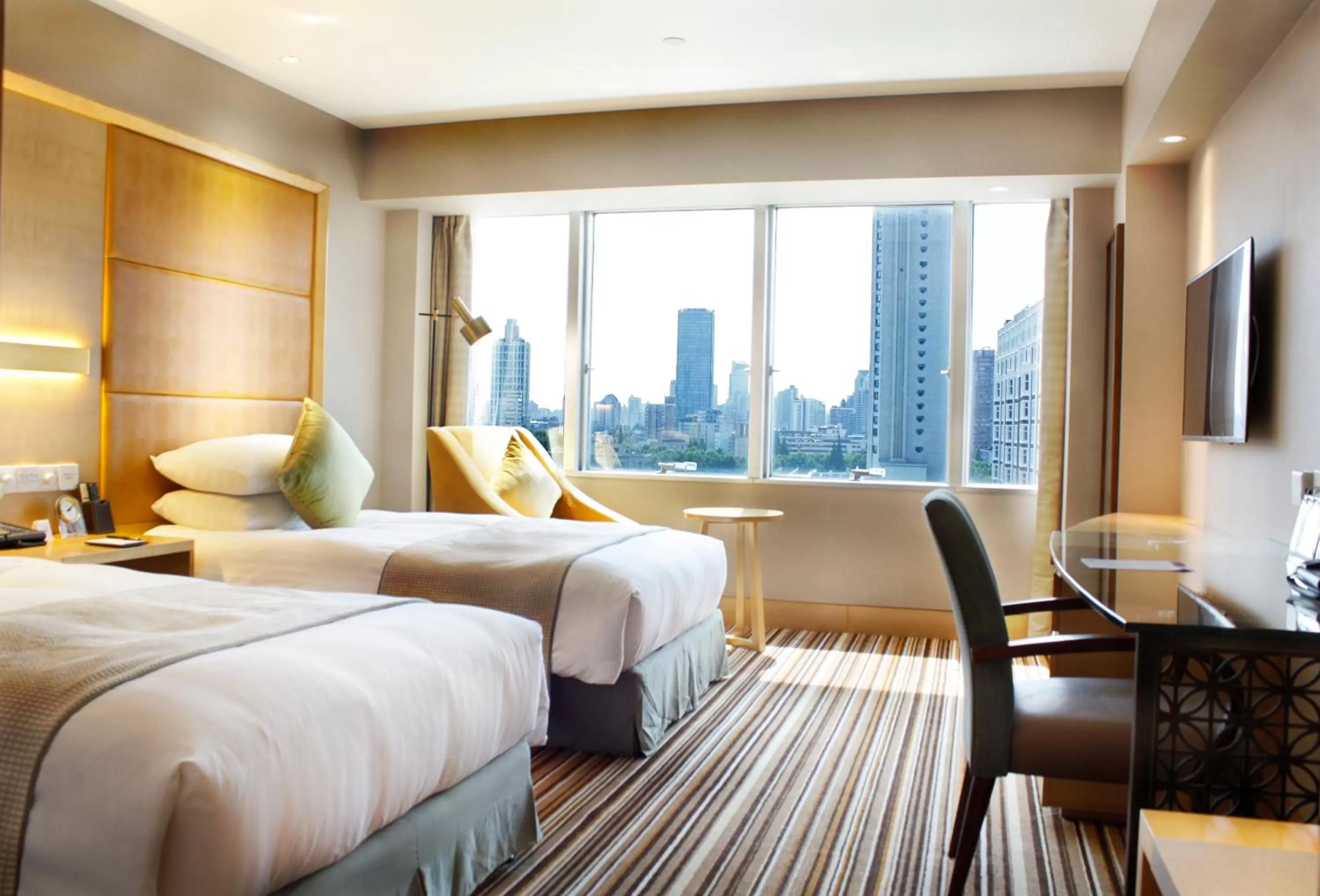 Deluxe Double Room in Jin Jiang Tower