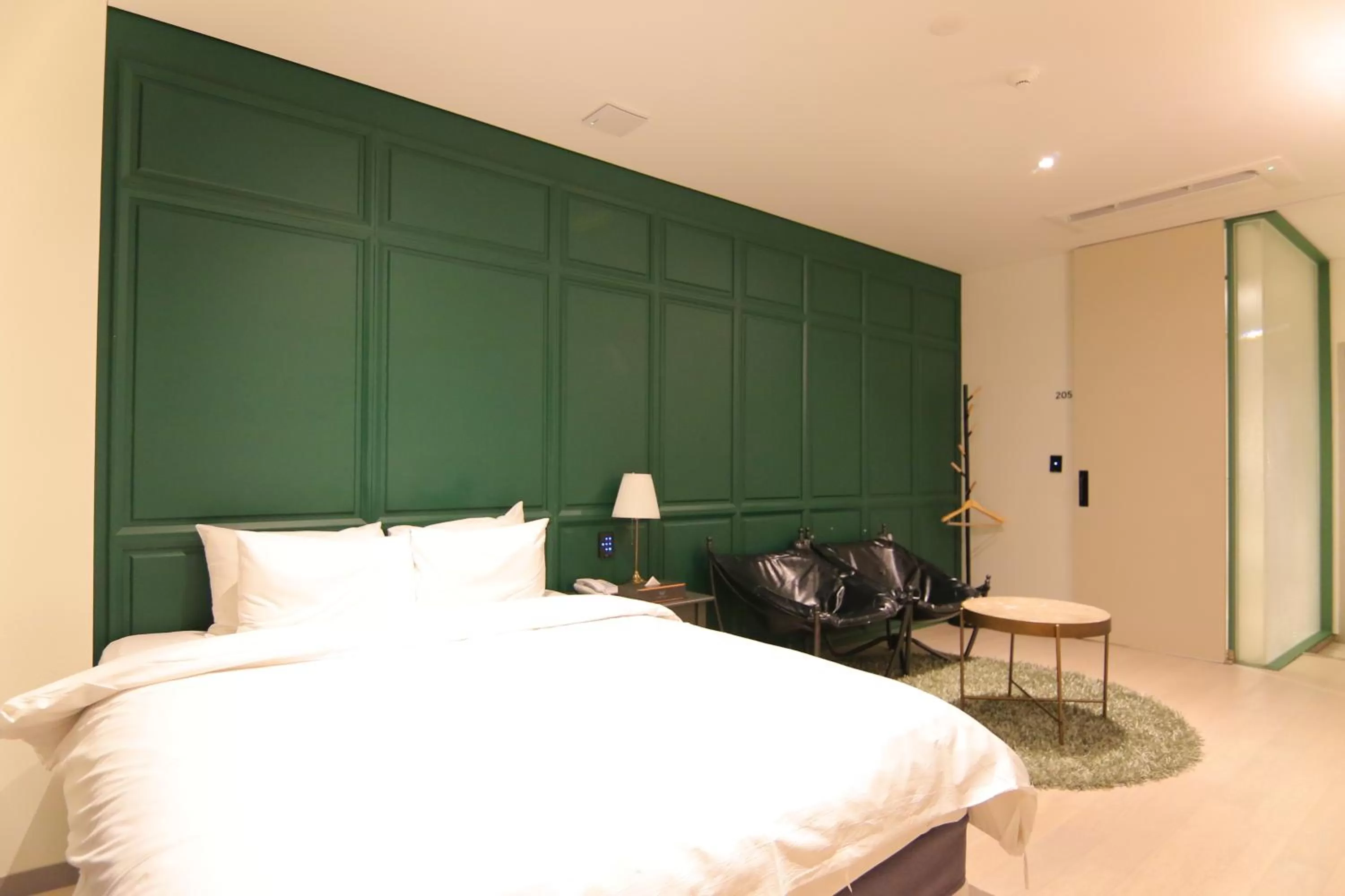 Economy Double Room with Check-In from 18:00 to 24:00 in Suncheon Hotel Gite