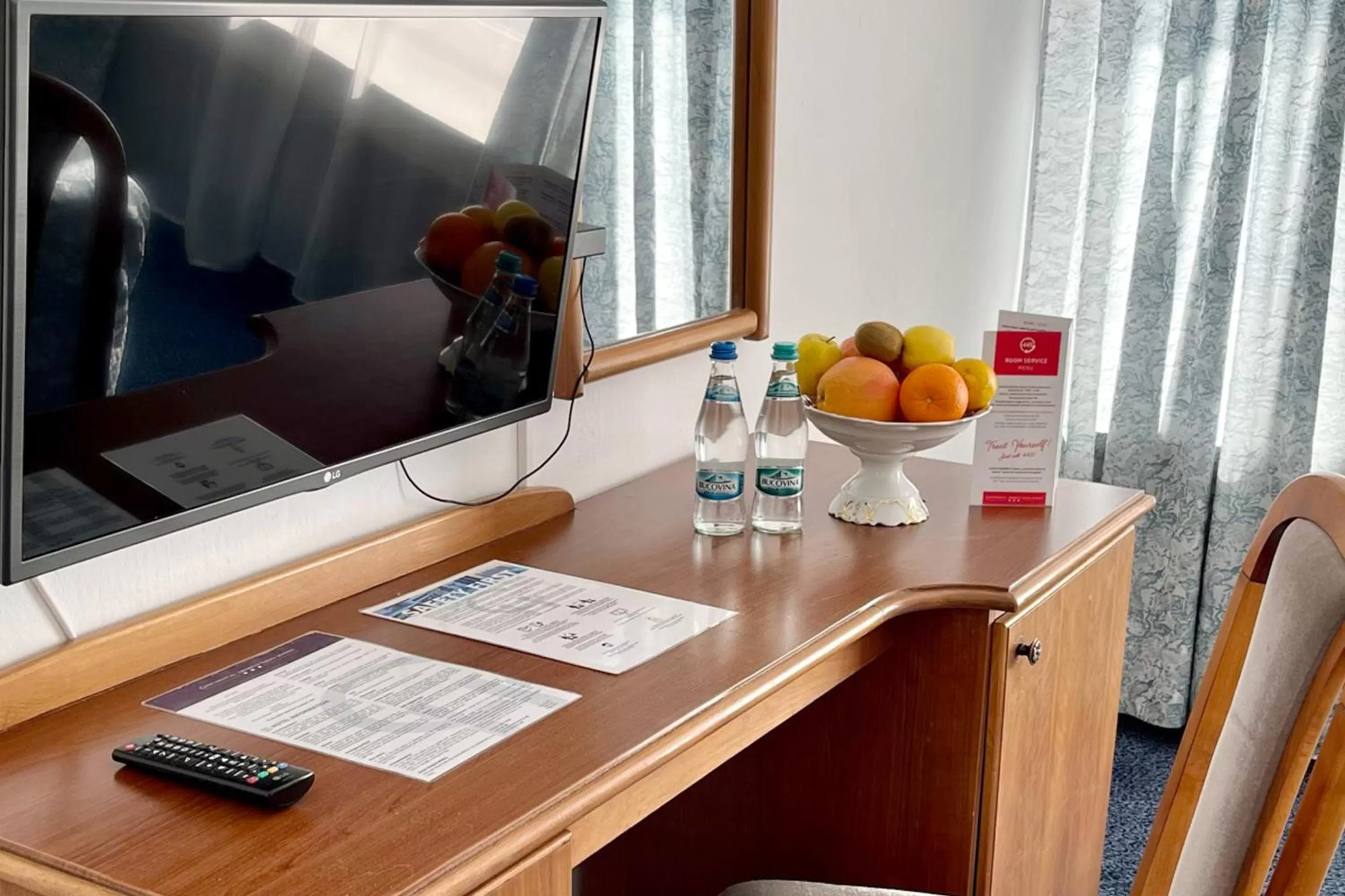 Standard Double Room with River View in Continental Drobeta Turnu Severin