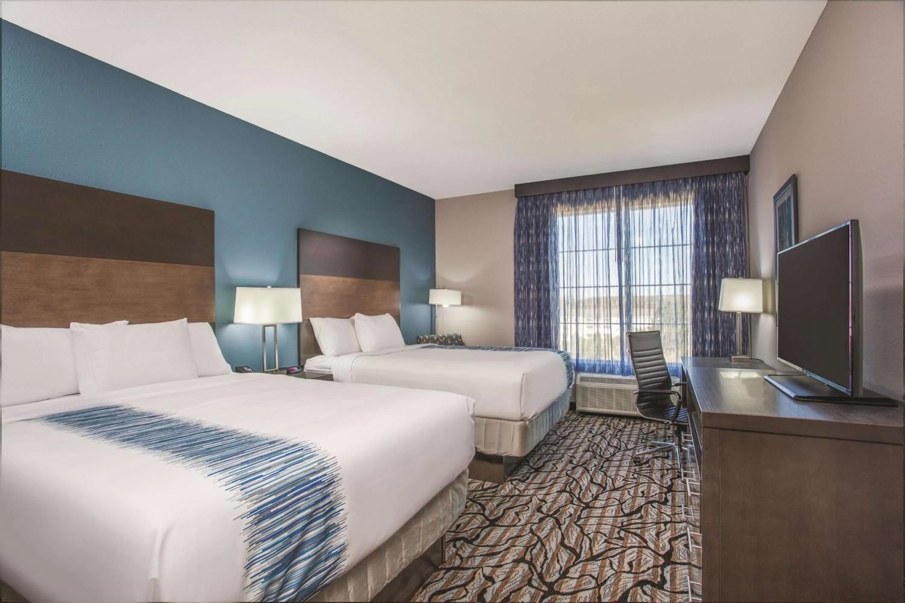 Queen Room with Two Queen Beds - Non-Smoking in La Quinta by Wyndham Cullman