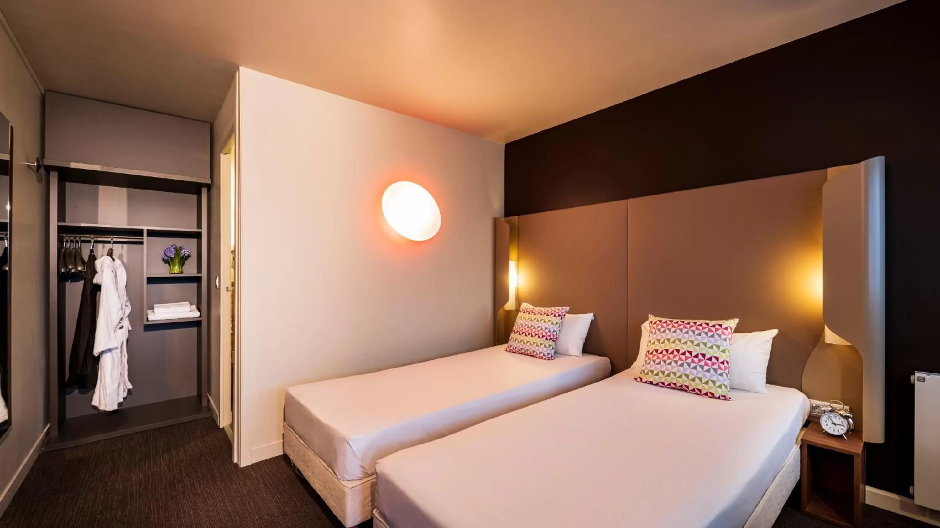 Twin Room in Campanile Hotel & Restaurant Amsterdam Zuid-Oost