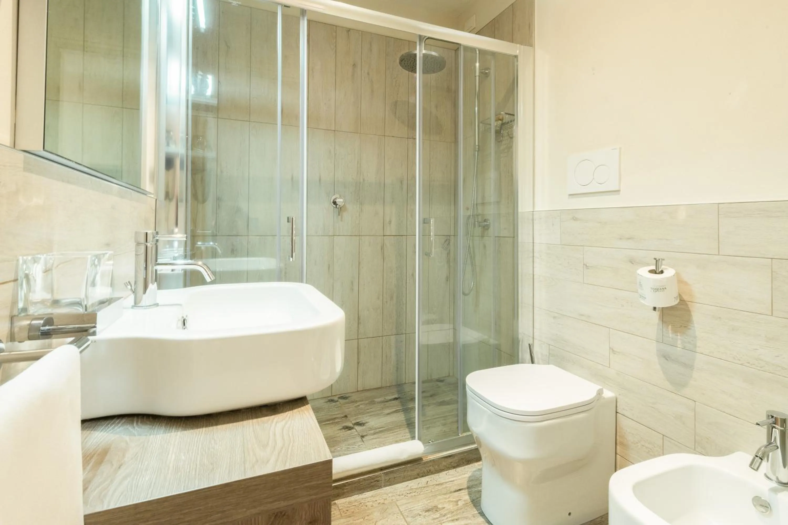 Double or Twin Room with Balcony - single occupancy in Si Montalcino Hotel