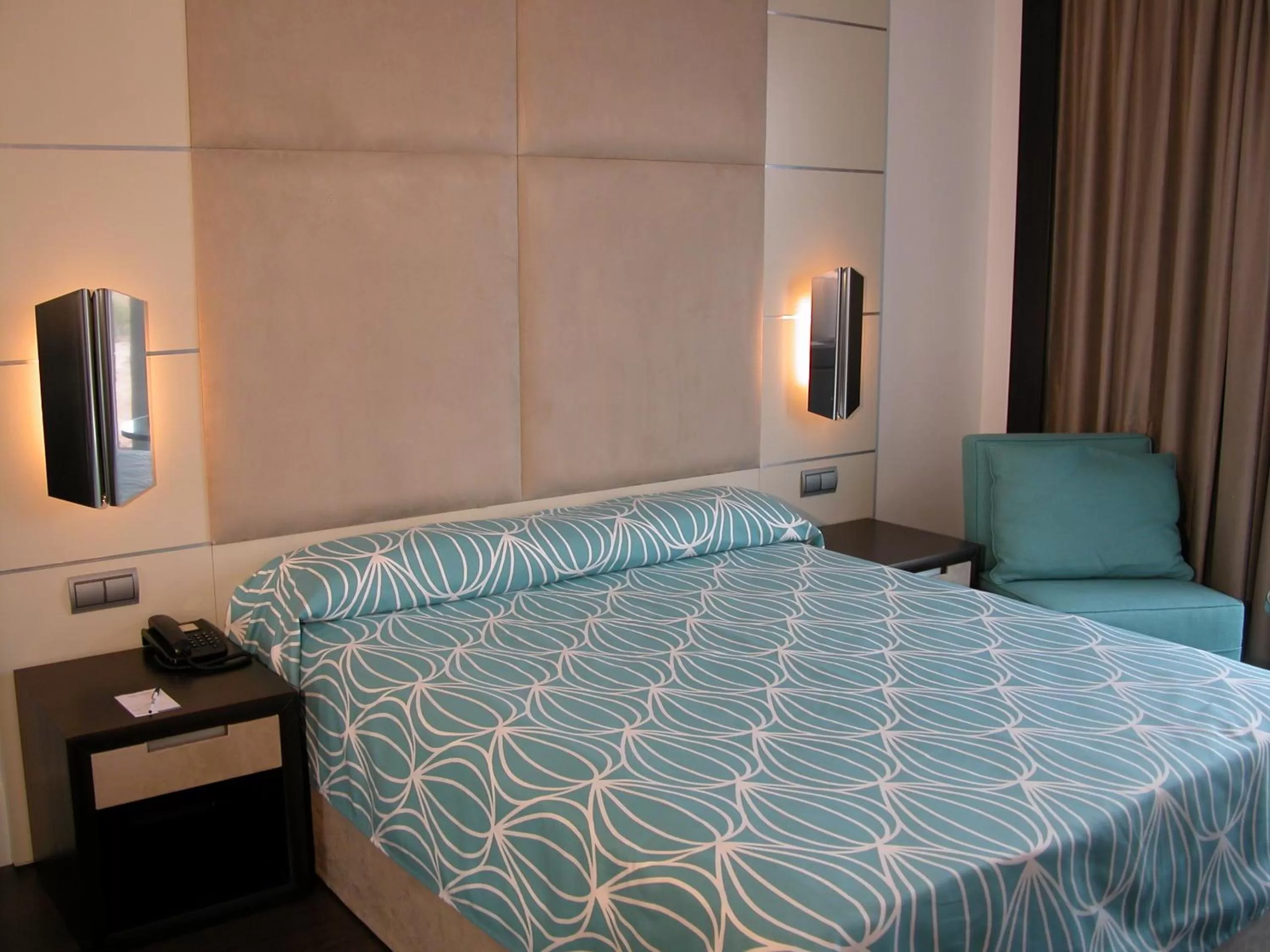 Double Room with Extra Bed in Hotel Beatriz Albacete & SPA