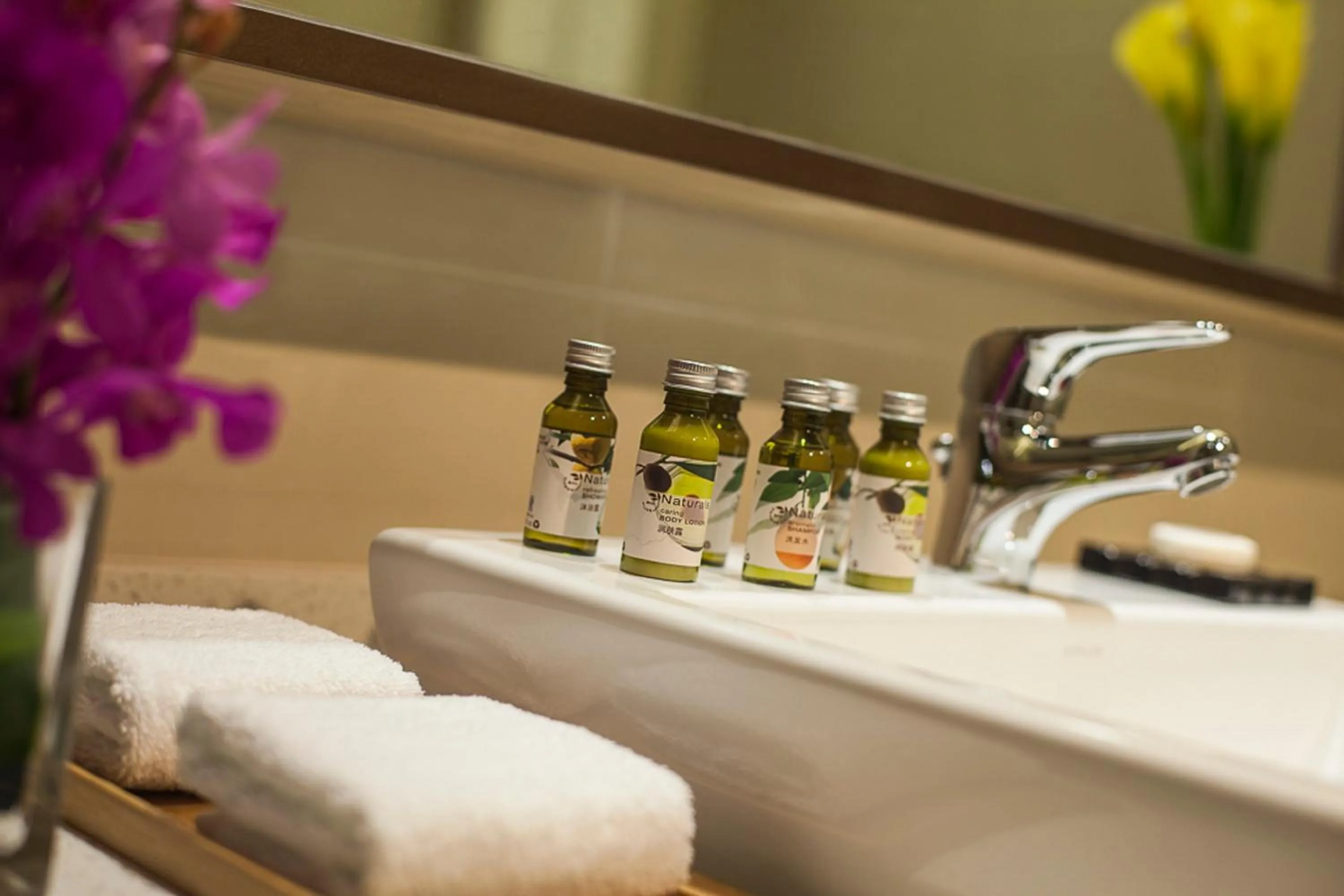 One-Bedroom Apartment in Somerset Wusheng Wuhan