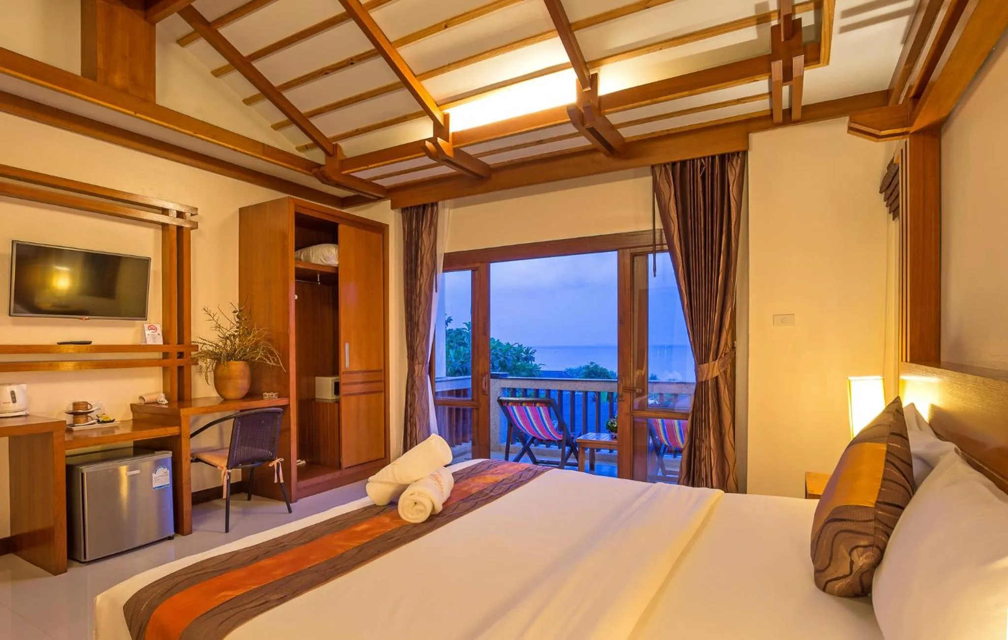 Floor plan, Bed in Lanta Miami Resort - SHA Extra Plus