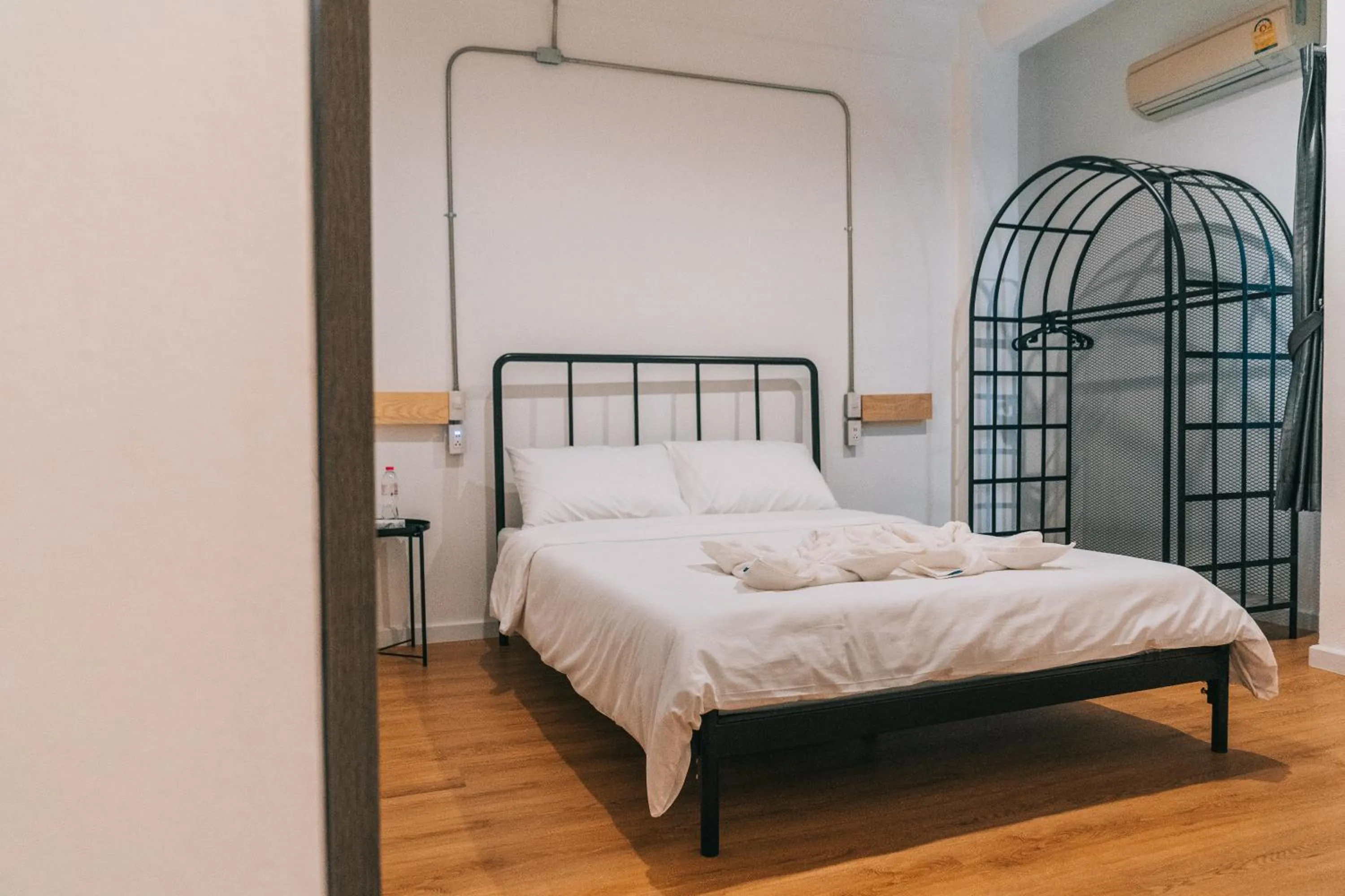 Standard Double Room in COZ Ratchathewi