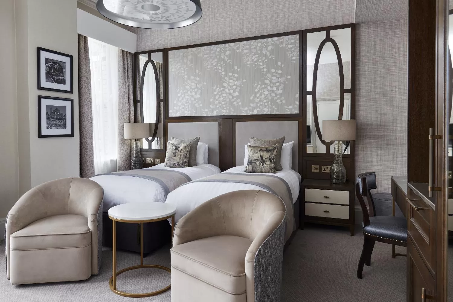 Superior Twin Room in The Midland