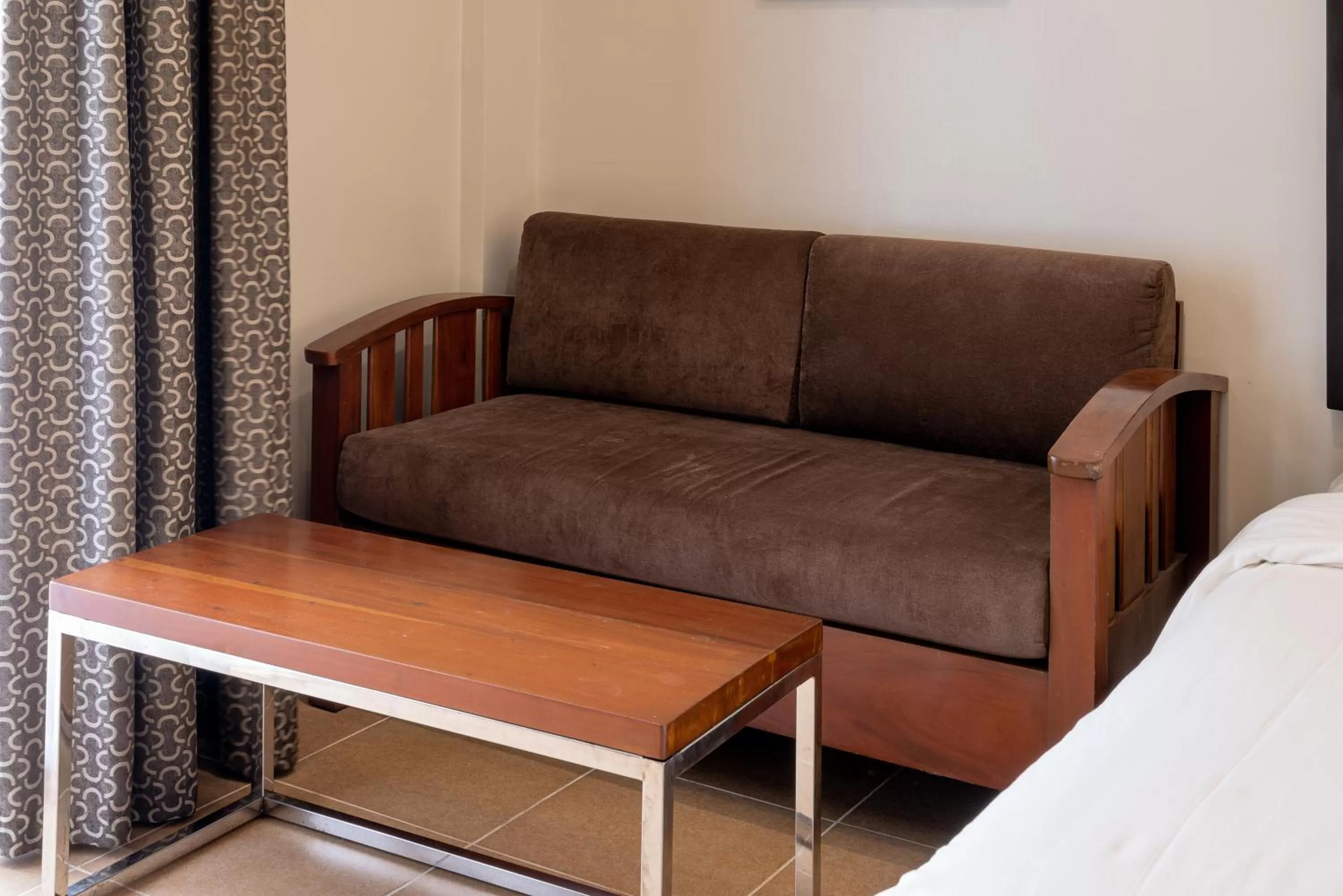 Deluxe Twin Room in MO2 Lagoon Coron