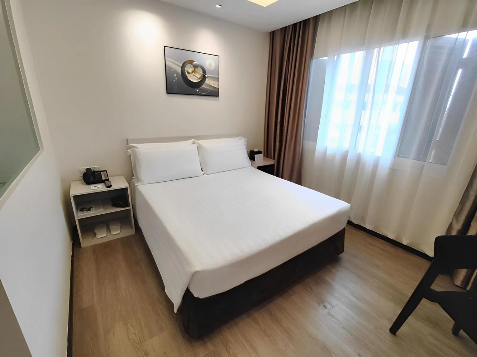 Deluxe Double or Twin Room in Link Hotel Singapore