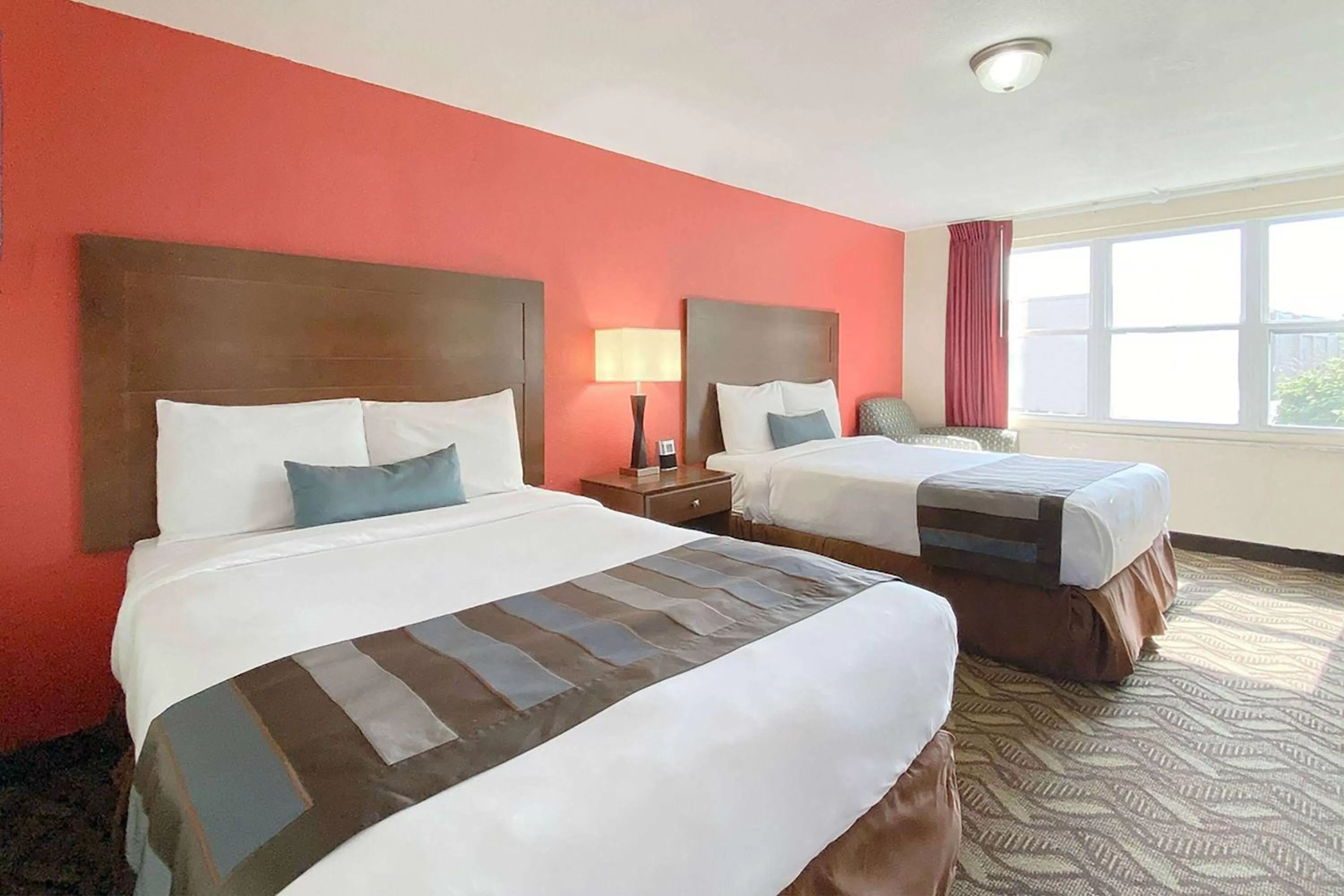 Super 8 by Wyndham Greensburg