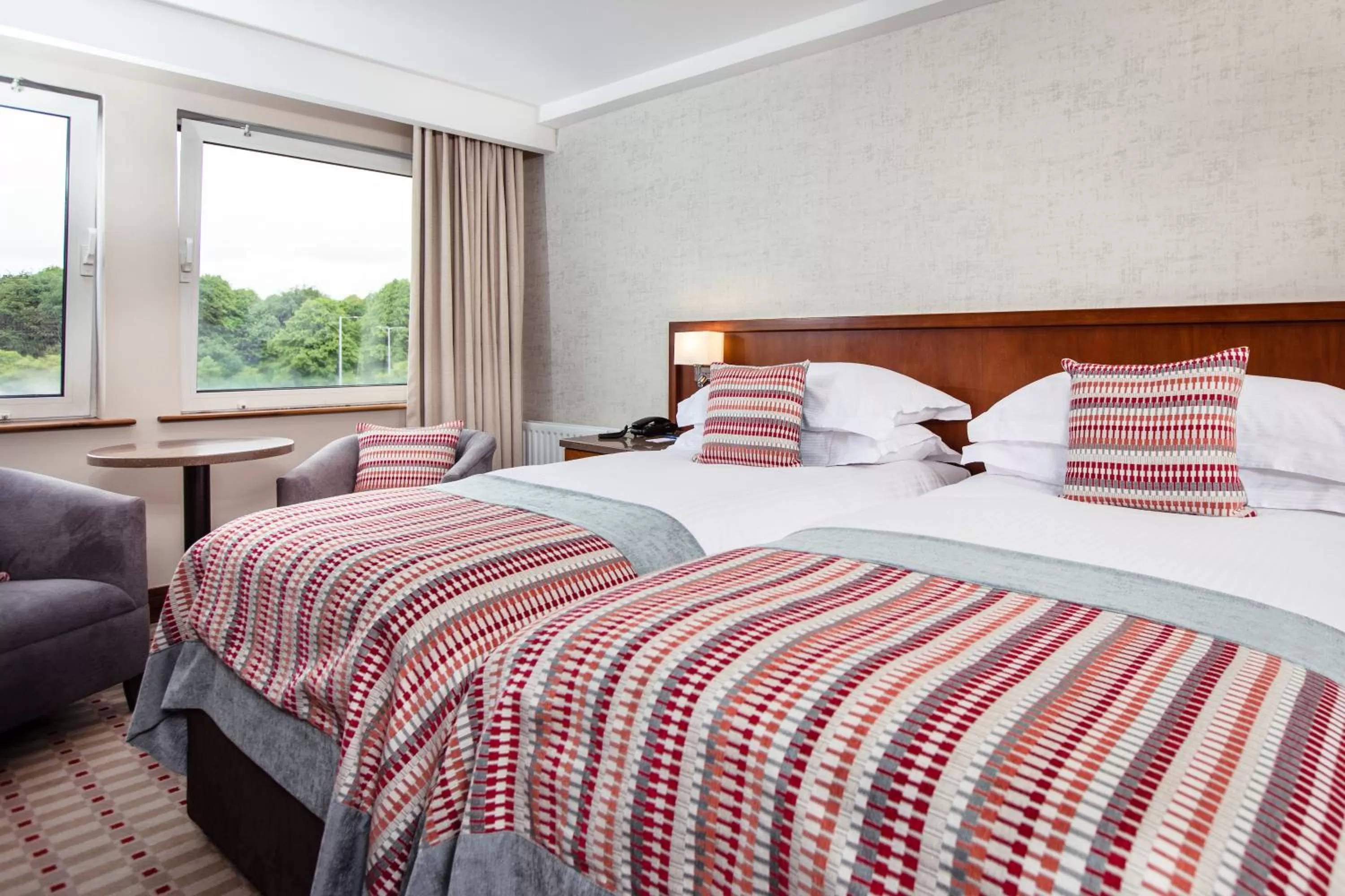 Superior Twin Room in The Stormont Hotel