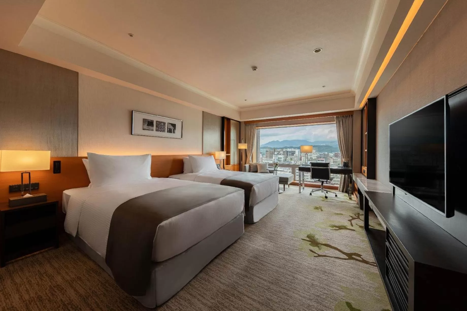 Executive Connecting Room in Hotel Metropolitan Premier Taipei